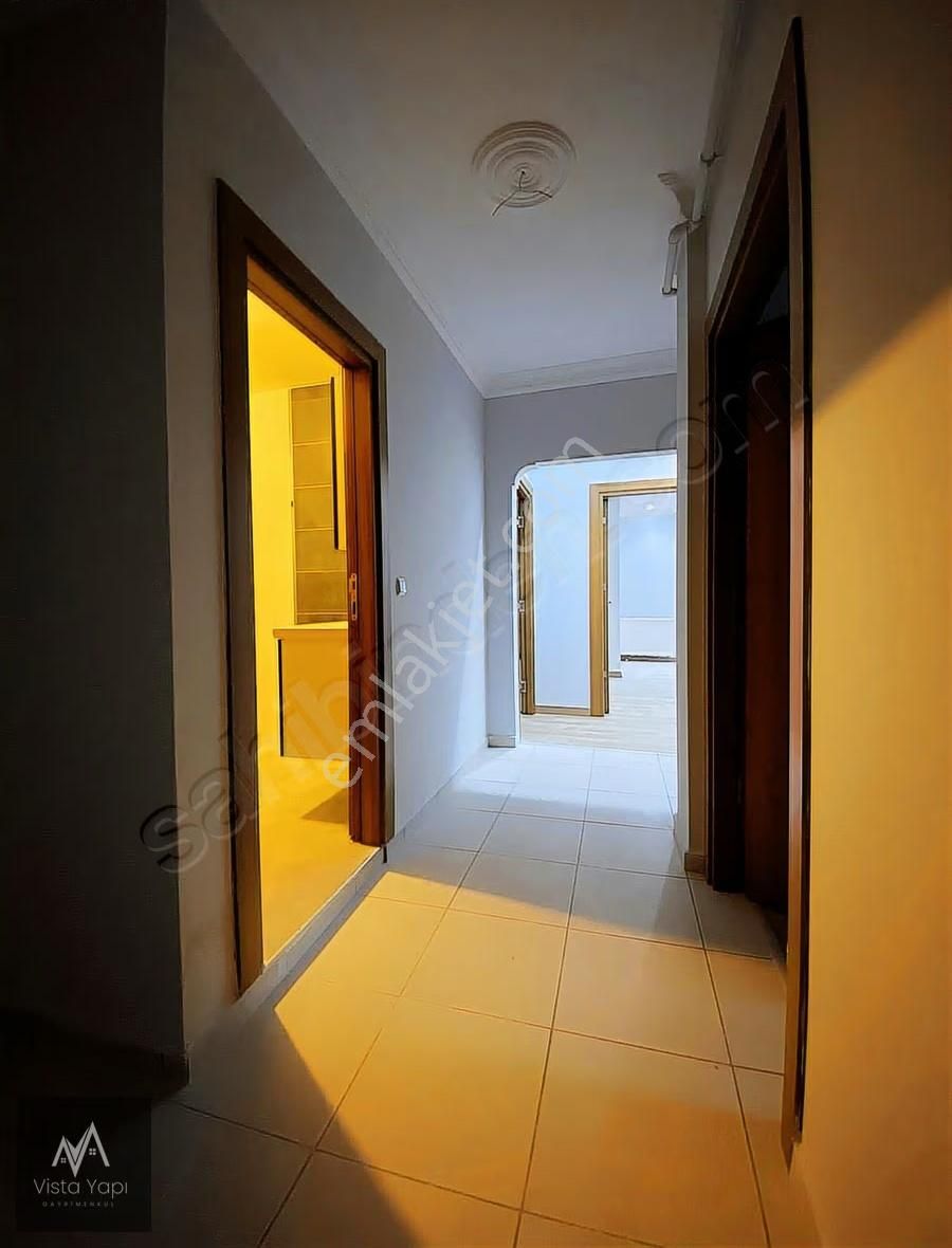 Beylikdüzü Yakupluda Geniş Kullanımlı Kiralık Arakat 2+1 - Görsel 3