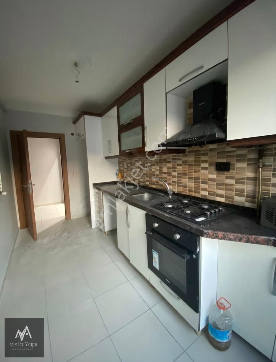 Beylikdüzü Yakupluda Geniş Kullanımlı Kiralık Arakat 2+1 - Görsel 33