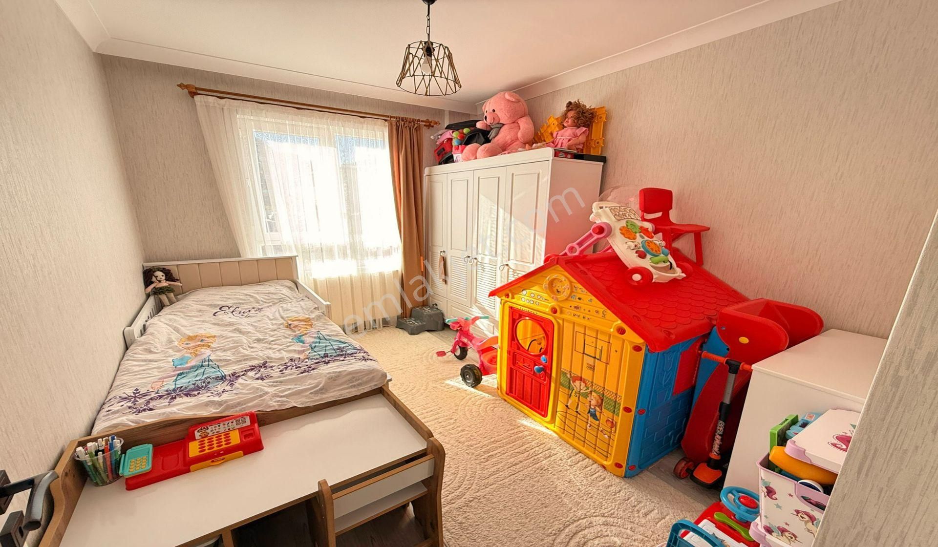 Bağlum 3+1 Yeni Bina Teras Balkonlu Çift Banyolu 140m2 - Görsel 24