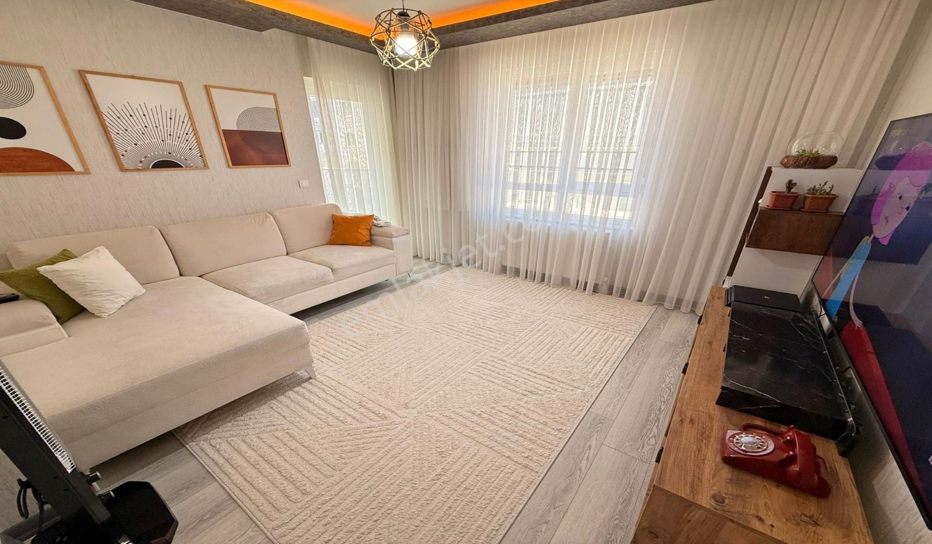 Bağlum 3+1 Yeni Bina Teras Balkonlu Çift Banyolu 140m2 - Görsel 13