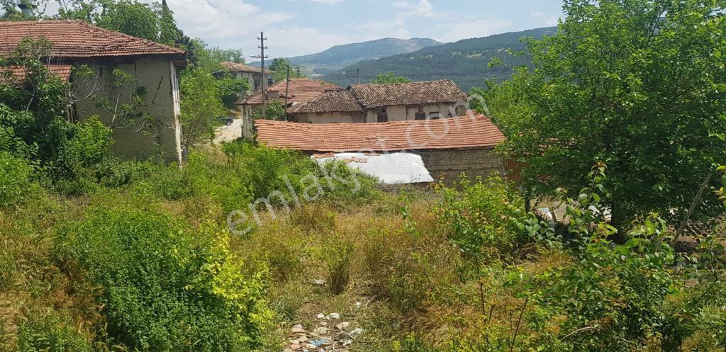 Sakarya Taraklı Aksu Mahallesinde 390m2 %40 Konut İmarlı Arsa - Görsel 2