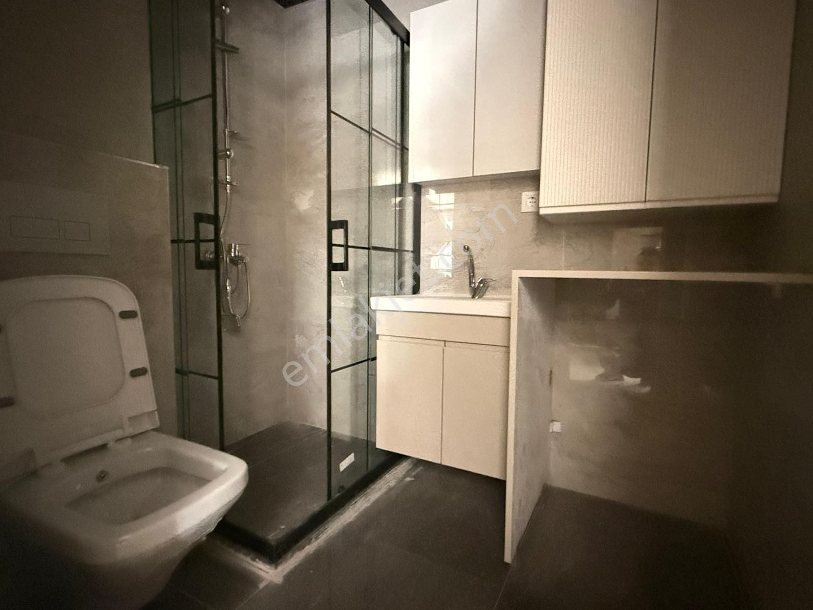 Binyapı'dan Bağbaşı Zümrütte G.odalı E.banyolu 3+1 Lüks Daireler - Görsel 15