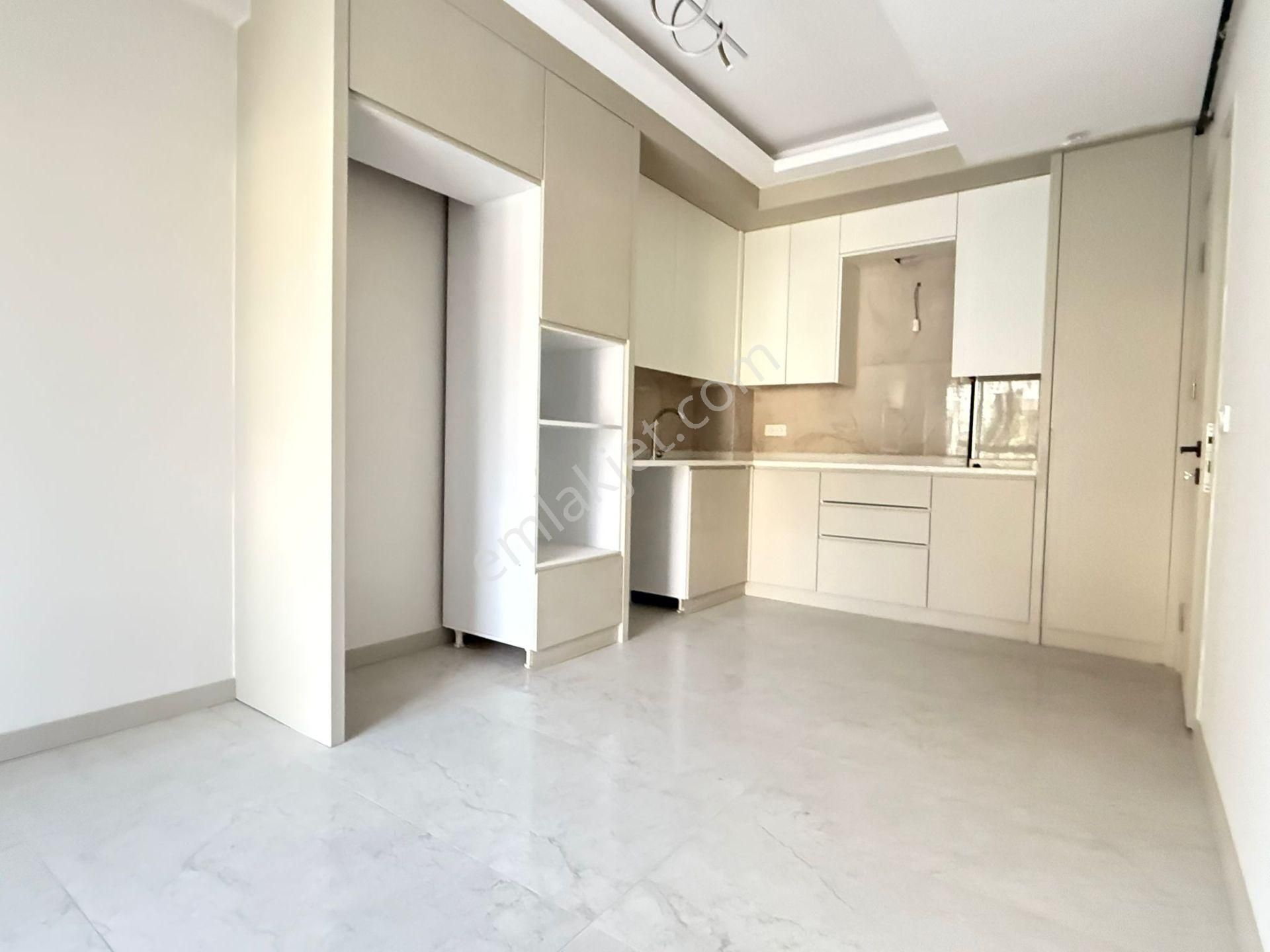 Binyapı'dan Bağbaşı Zümrütte G.odalı E.banyolu 3+1 Lüks Daireler - Görsel 5