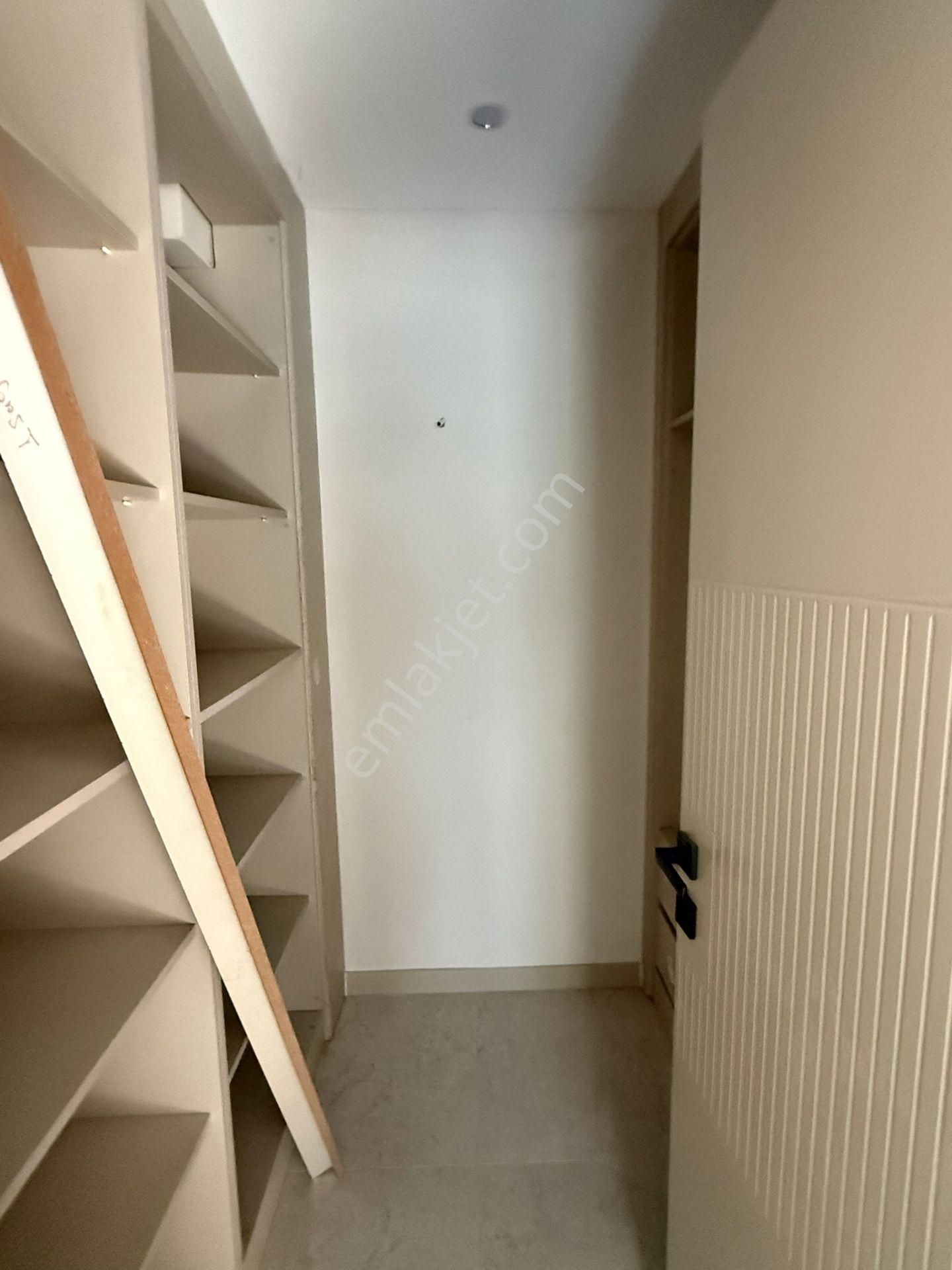 Binyapı'dan Bağbaşı Zümrütte G.odalı E.banyolu 3+1 Lüks Daireler - Görsel 23