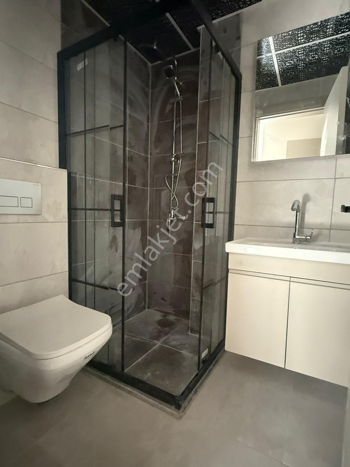 Binyapı'dan Bağbaşı Zümrütte G.odalı E.banyolu 3+1 Lüks Daireler - Görsel 18