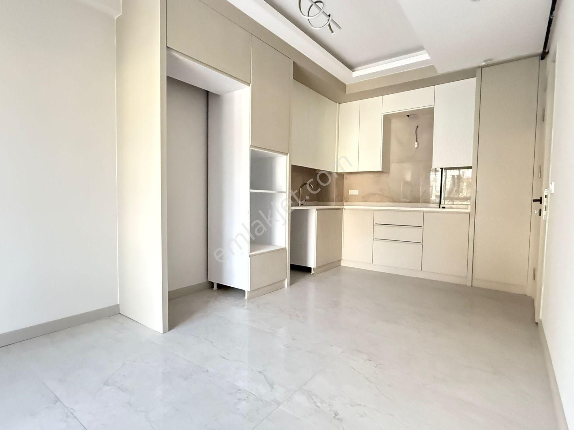 Binyapı'dan Bağbaşı Zümrütte G.odalı E.banyolu 3+1 Lüks Daireler - Görsel 6