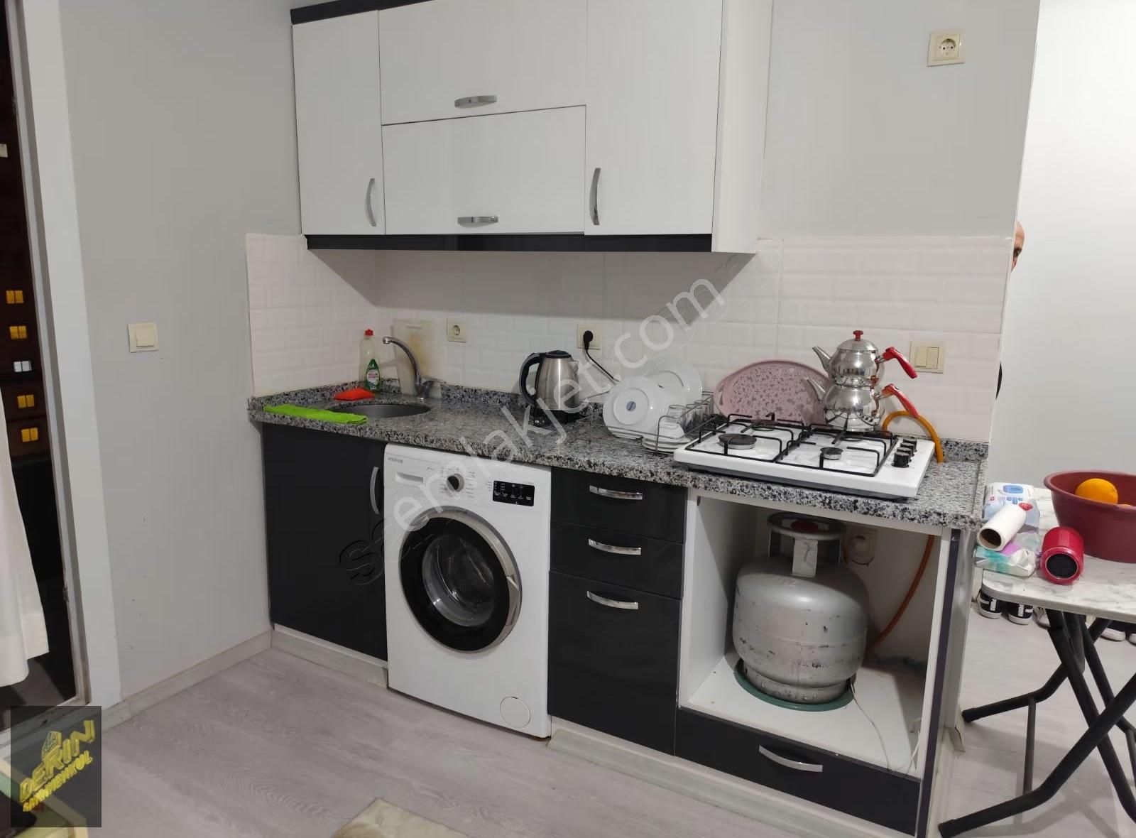 Bulvar Üzeri Hasarsız Full Eşyalı Satılık 1+1 Daire - Görsel 6