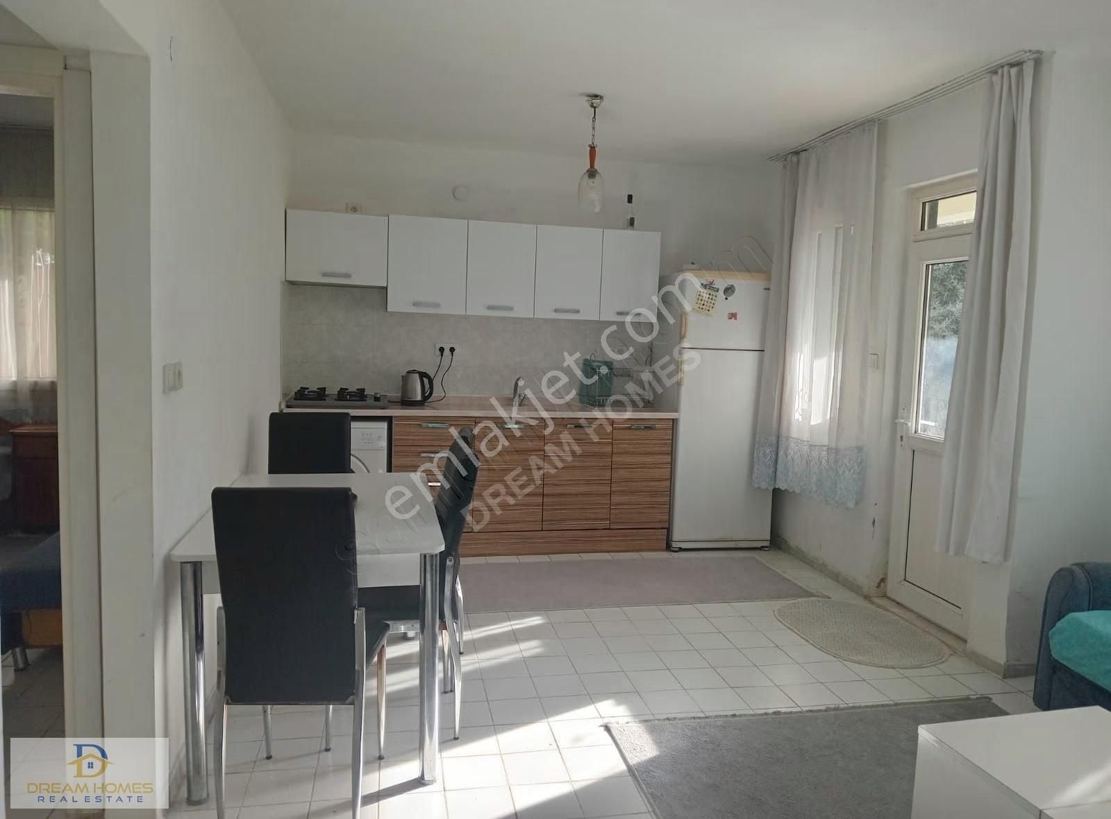 Foça'da Kiralık Eşyalı 1+1 Daire - Görsel 8