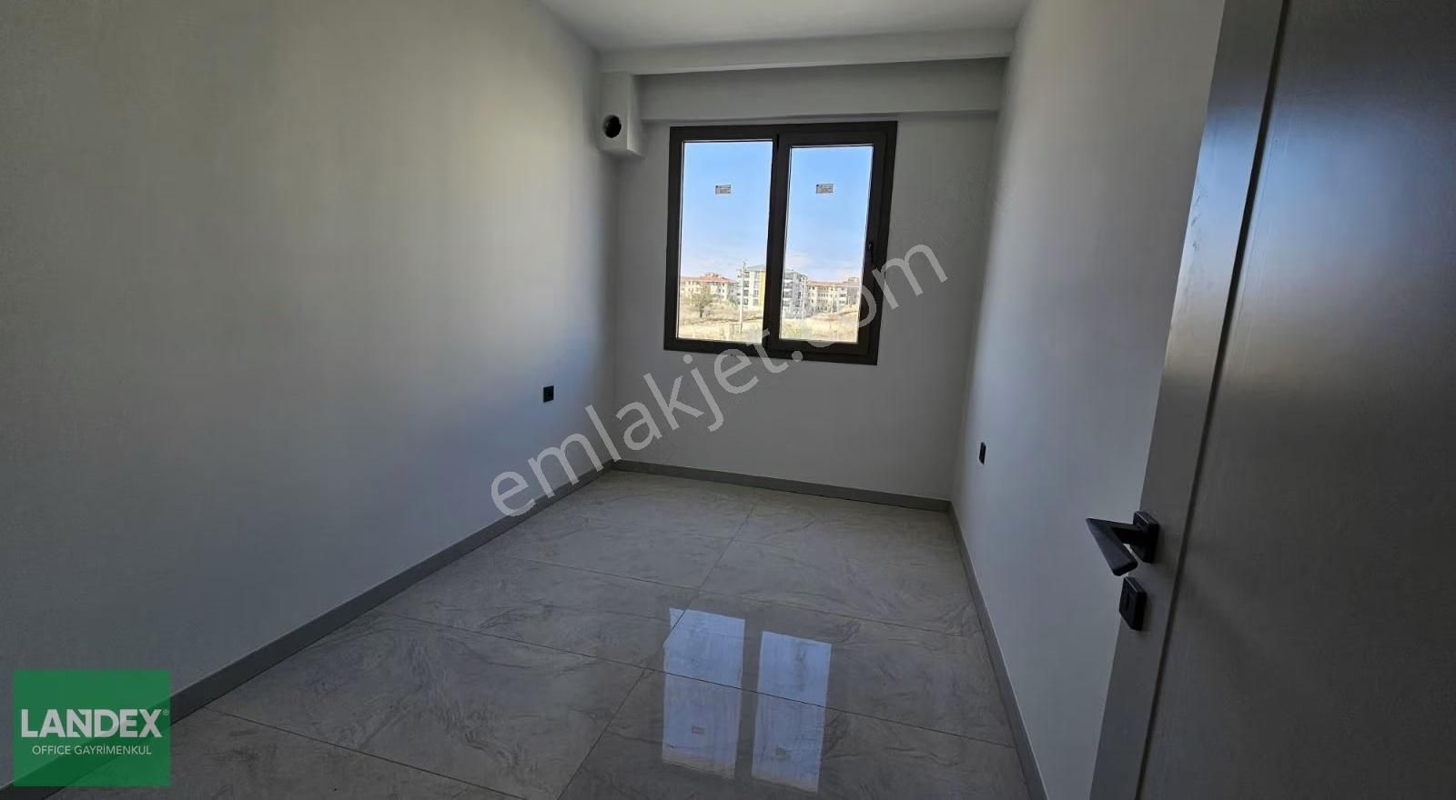 Karahasanlı'da Sıfır Geniş 2+1 Daire - Görsel 4