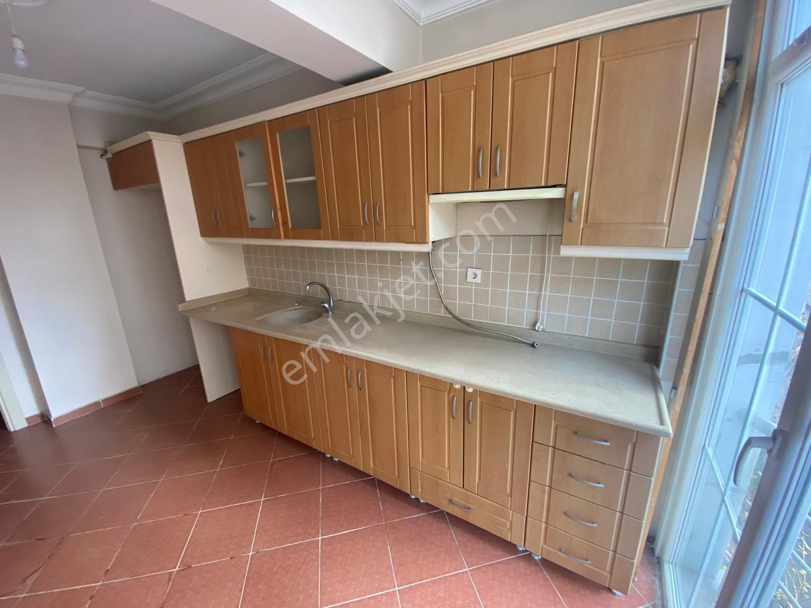 Metrobüse 15 Dakika 2+1 Yeni Binada Ve 80m2 Kiralık 1.kat Daire - Görsel 5