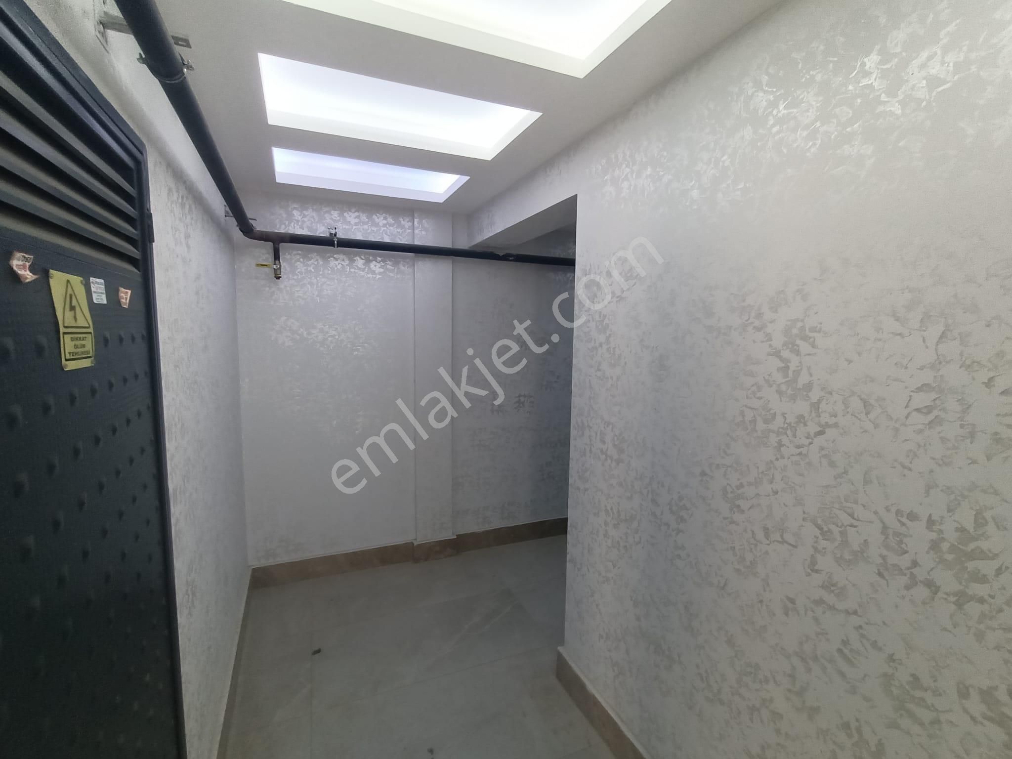 Seyrek Merkezde Herşeyi İle Hazır 2+1 Lüks Sıfır Daire - Görsel 24