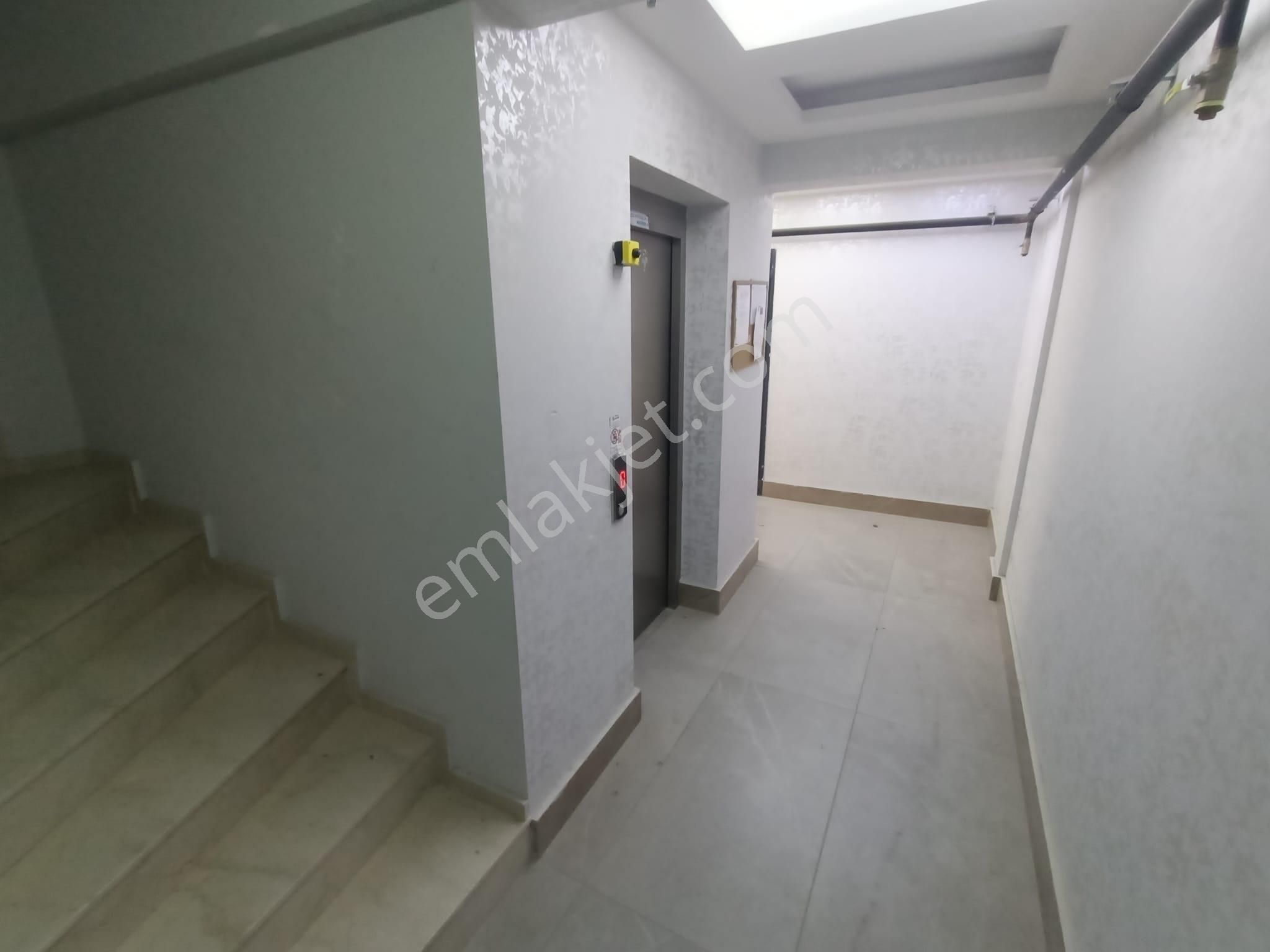 Seyrek Merkezde Herşeyi İle Hazır 2+1 Lüks Sıfır Daire - Görsel 25