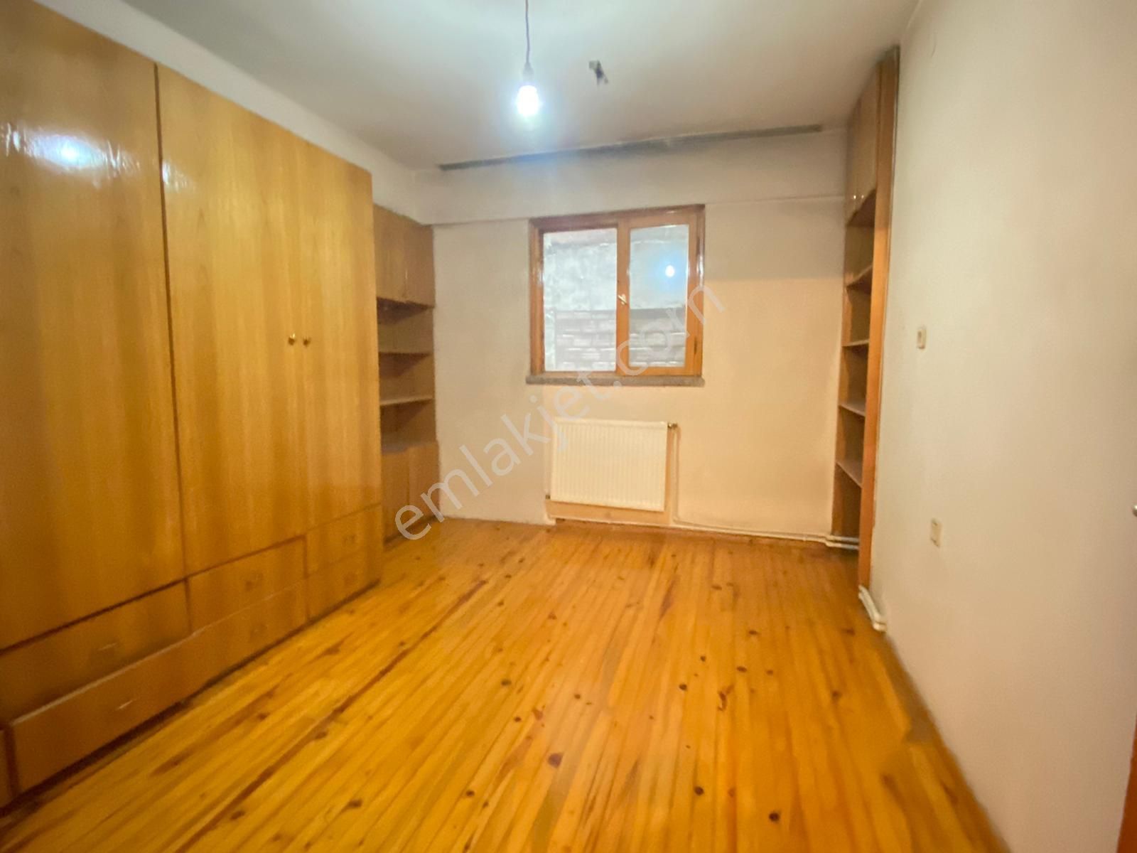 Eskidjiden Kıbrıs Şehitlerde Kiralık 2+1 Fırsat Daire ! - Görsel 16