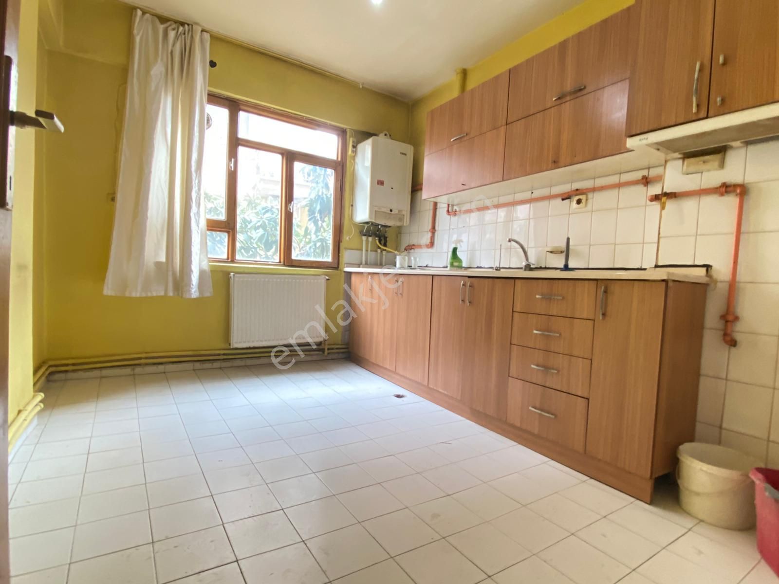 Eskidjiden Kıbrıs Şehitlerde Kiralık 2+1 Fırsat Daire ! - Görsel 4