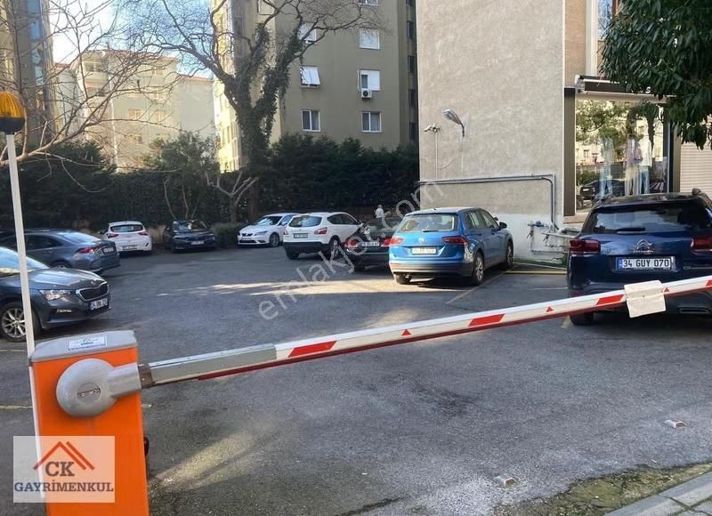 Ck'dan 140 M2 Net Daire 2 Banyolu Asansörlü Otoparklı - Görsel 15