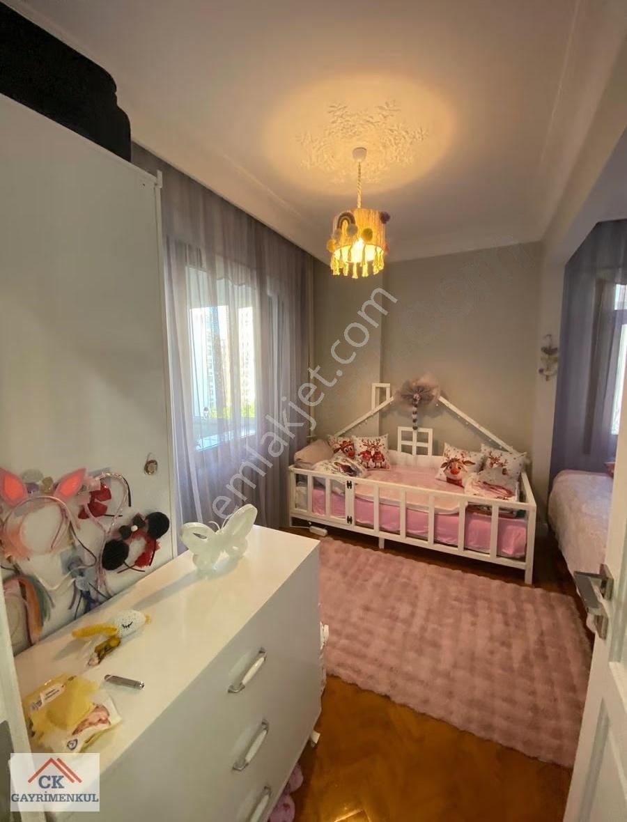 Ck'dan 140 M2 Net Daire 2 Banyolu Asansörlü Otoparklı - Görsel 22