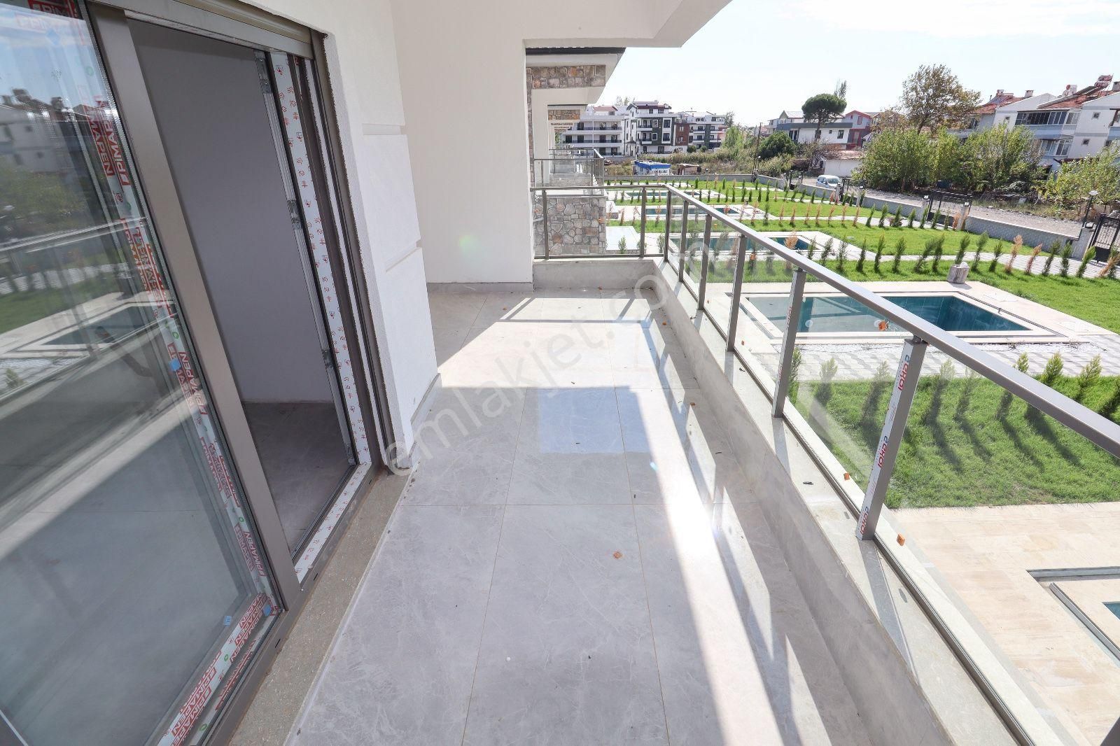Pera Dan 600 M2 Arsa İçerisinde Doğa Ve Dağ Manzaralı, Havuzlu 3+1 - Görsel 25