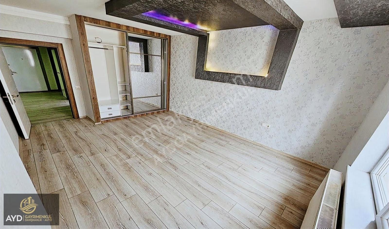 Ayd'den Katta Ful Yapılı Satılık 115 M2 2+1 Çift Balkonlu Daire - Görsel 3