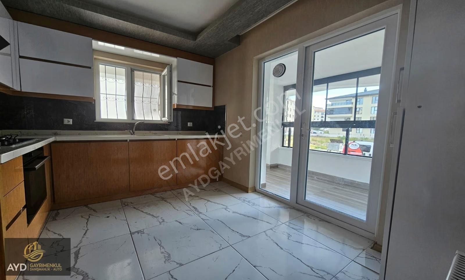 Ayd'den Çarşıda Satılık 2+1 85m2 Depolu Ful Yapılı Daire - Görsel 11