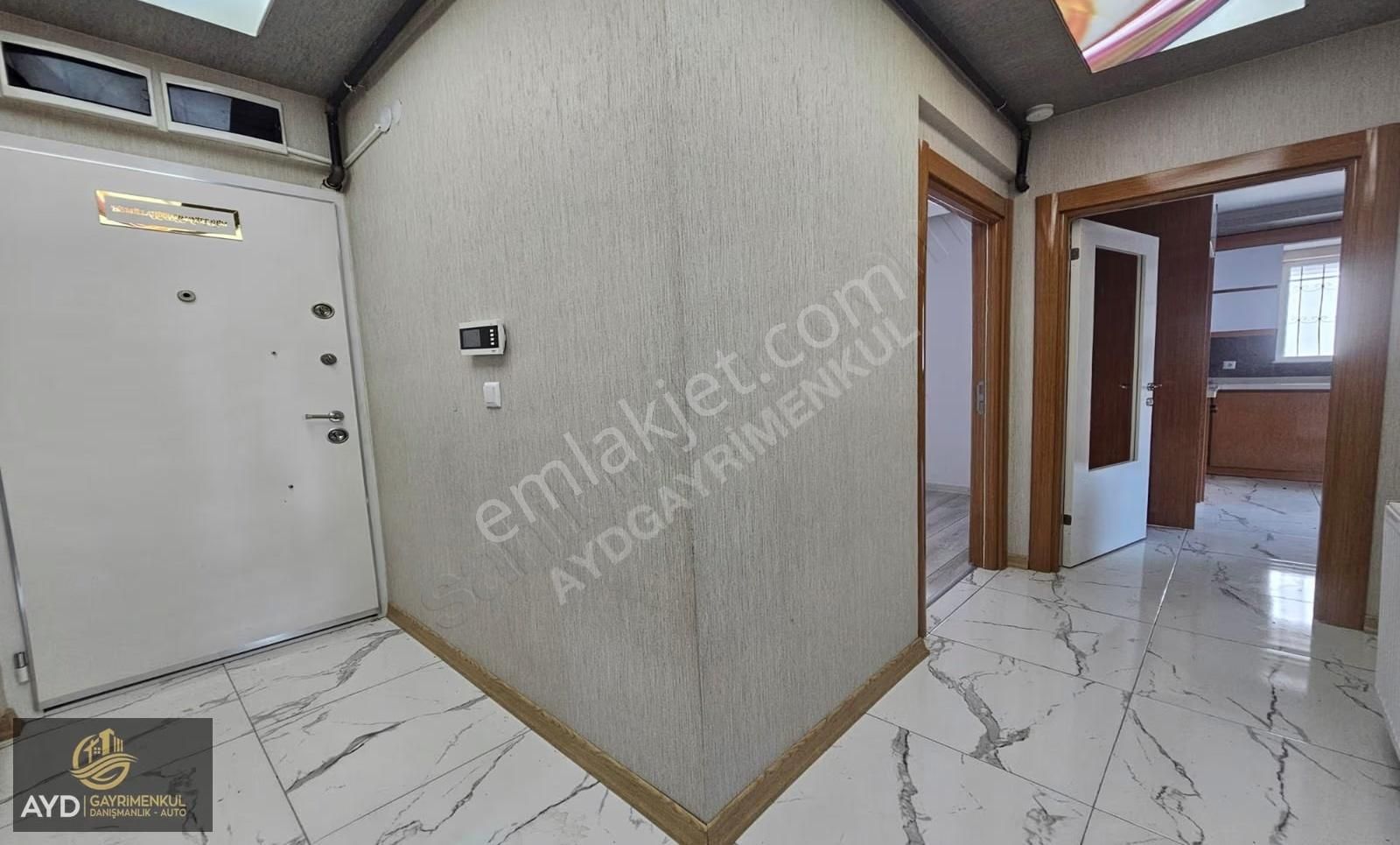 Ayd'den Çarşıda Satılık 2+1 85m2 Depolu Ful Yapılı Daire