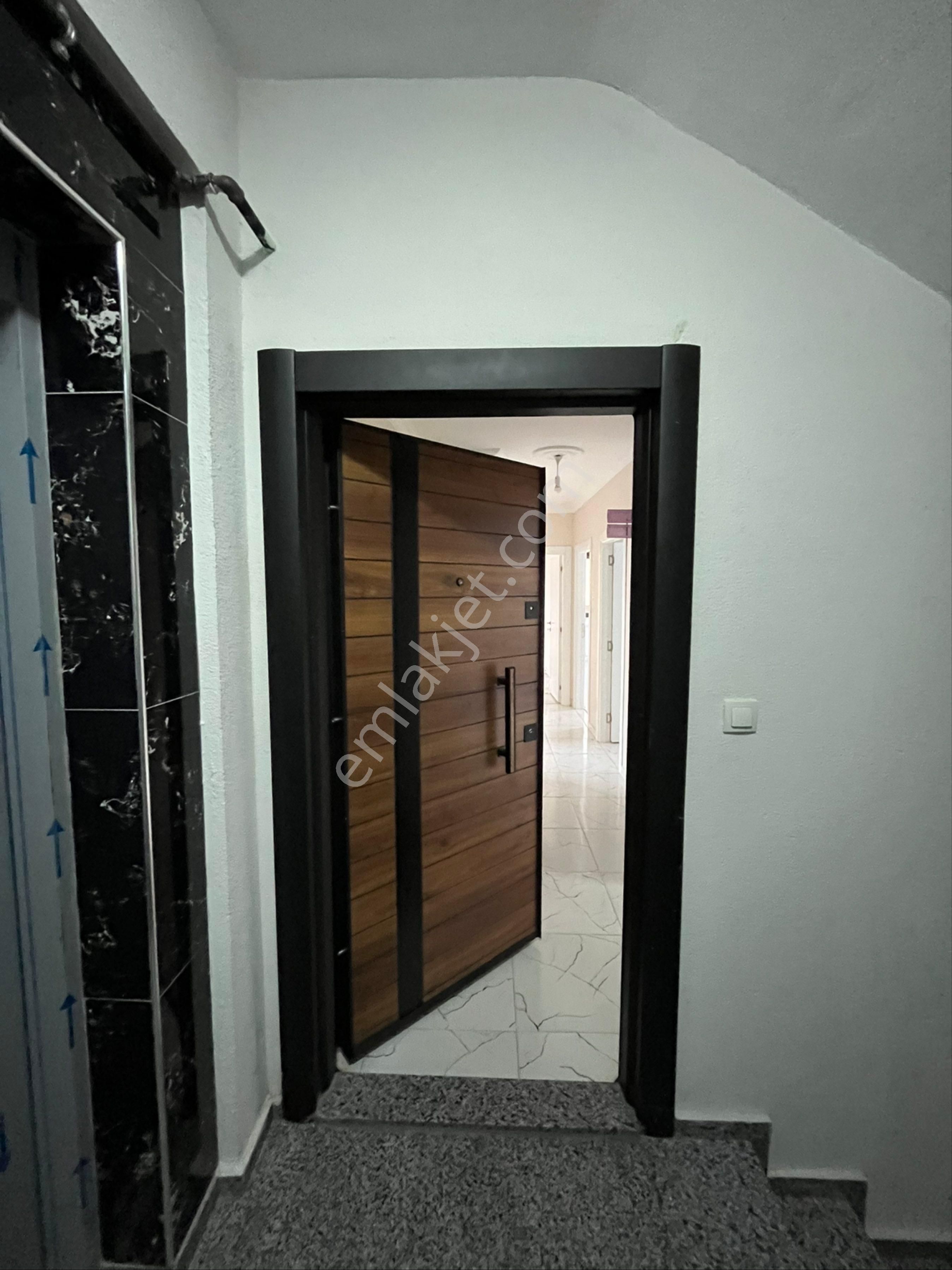 Çevik Yapı Emlaktan Satılık 3+1 Daire - Görsel 11