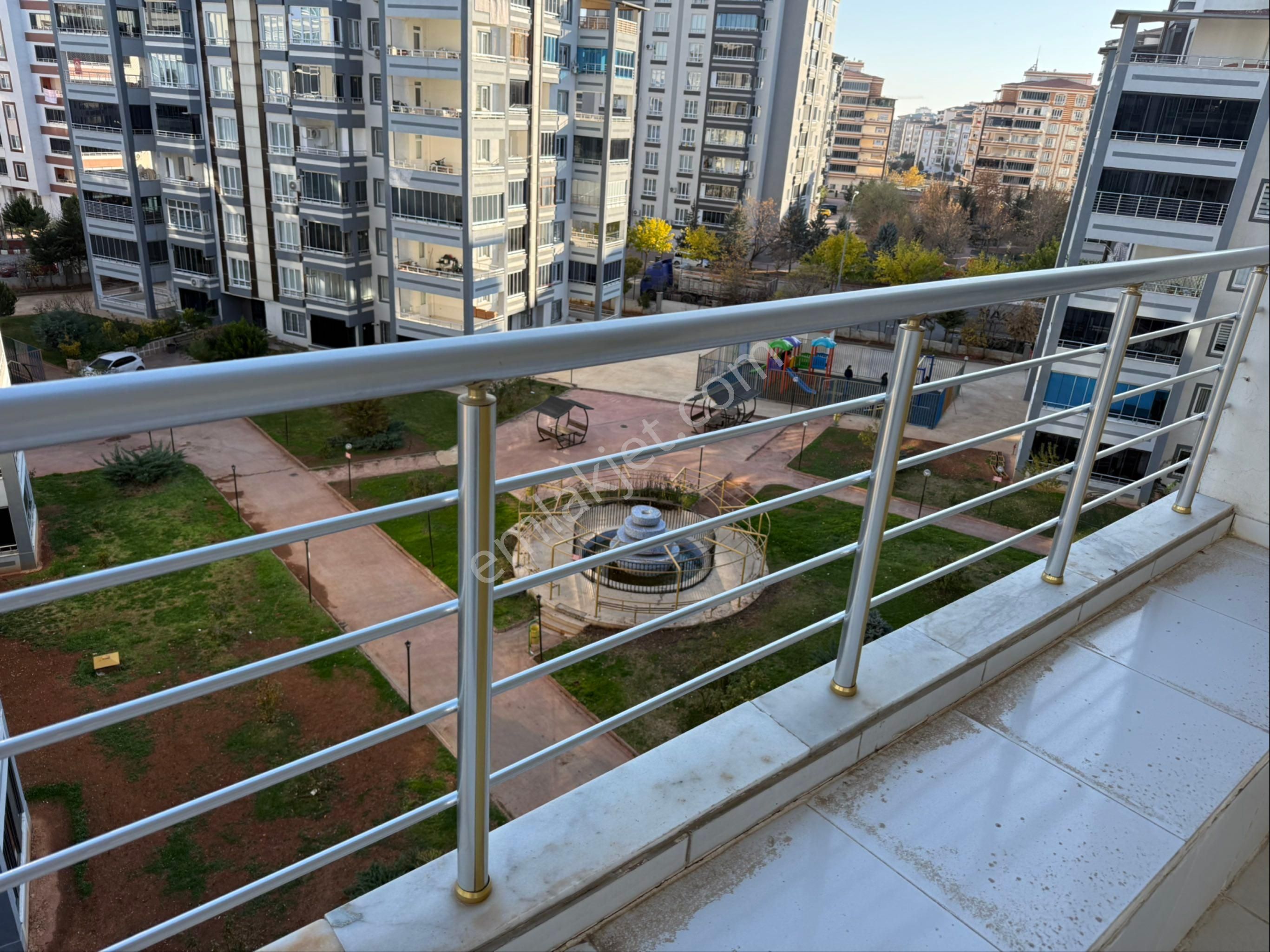 Şehir Hastanesine Yakın 3.5+1 Satılık Fırsat Daire - Görsel 18