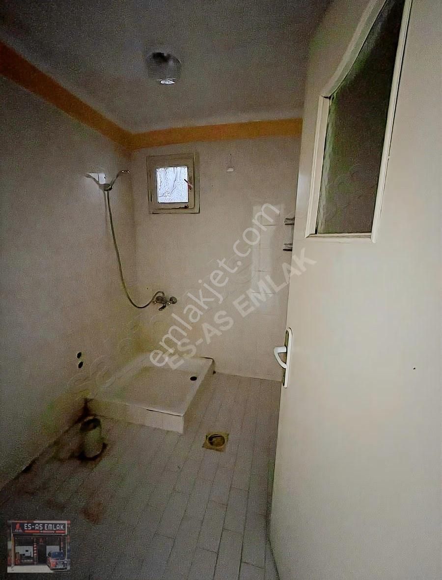 Ankara Caddesine Cephe 3+1 Katta Çift Balkonlu Daireee - Görsel 25