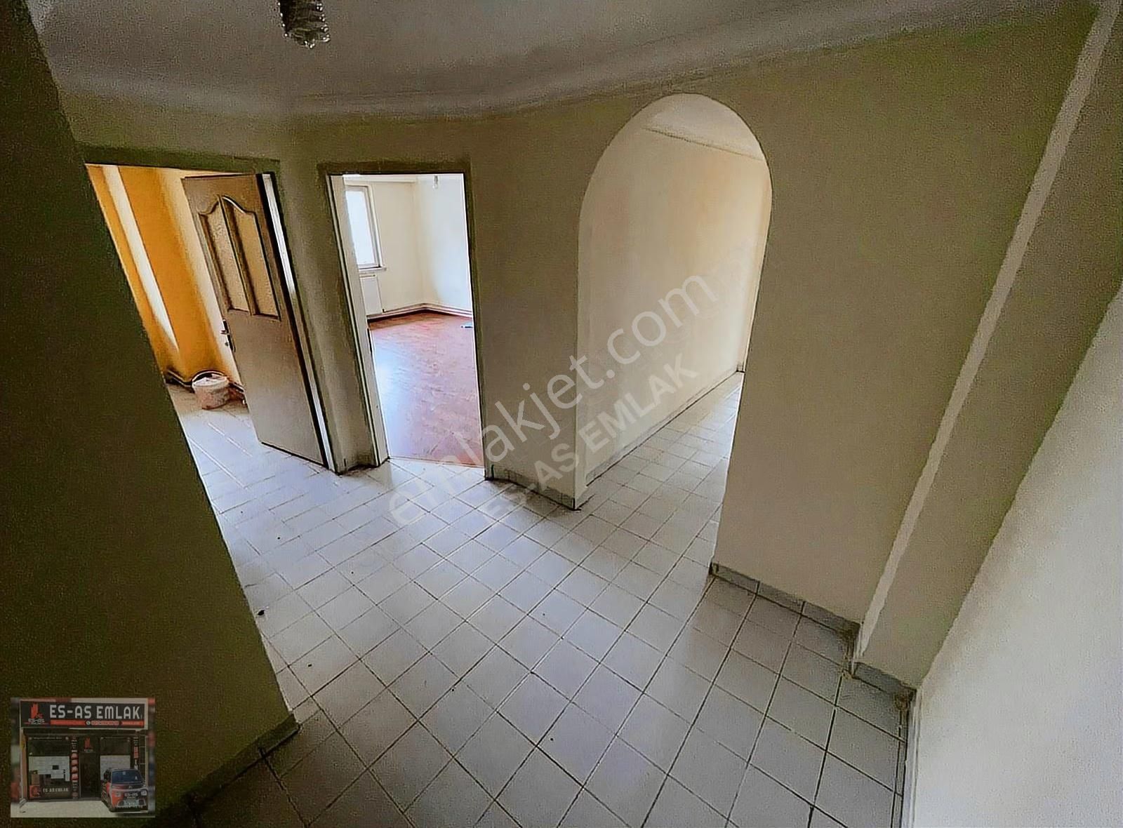 Ankara Caddesine Cephe 3+1 Katta Çift Balkonlu Daireee - Görsel 21