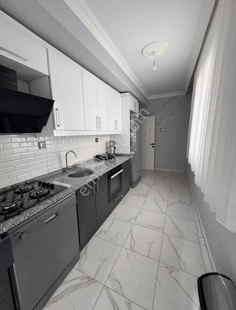 Yazıcızade (sarmaşıklı) Kiralık 2+1 Daire - Görsel 24