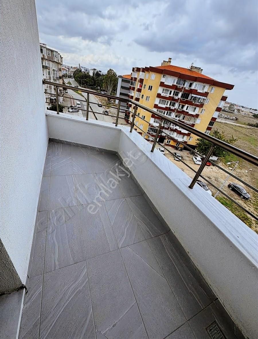 Yazıcızade (sarmaşıklı) Kiralık 2+1 Daire - Görsel 4