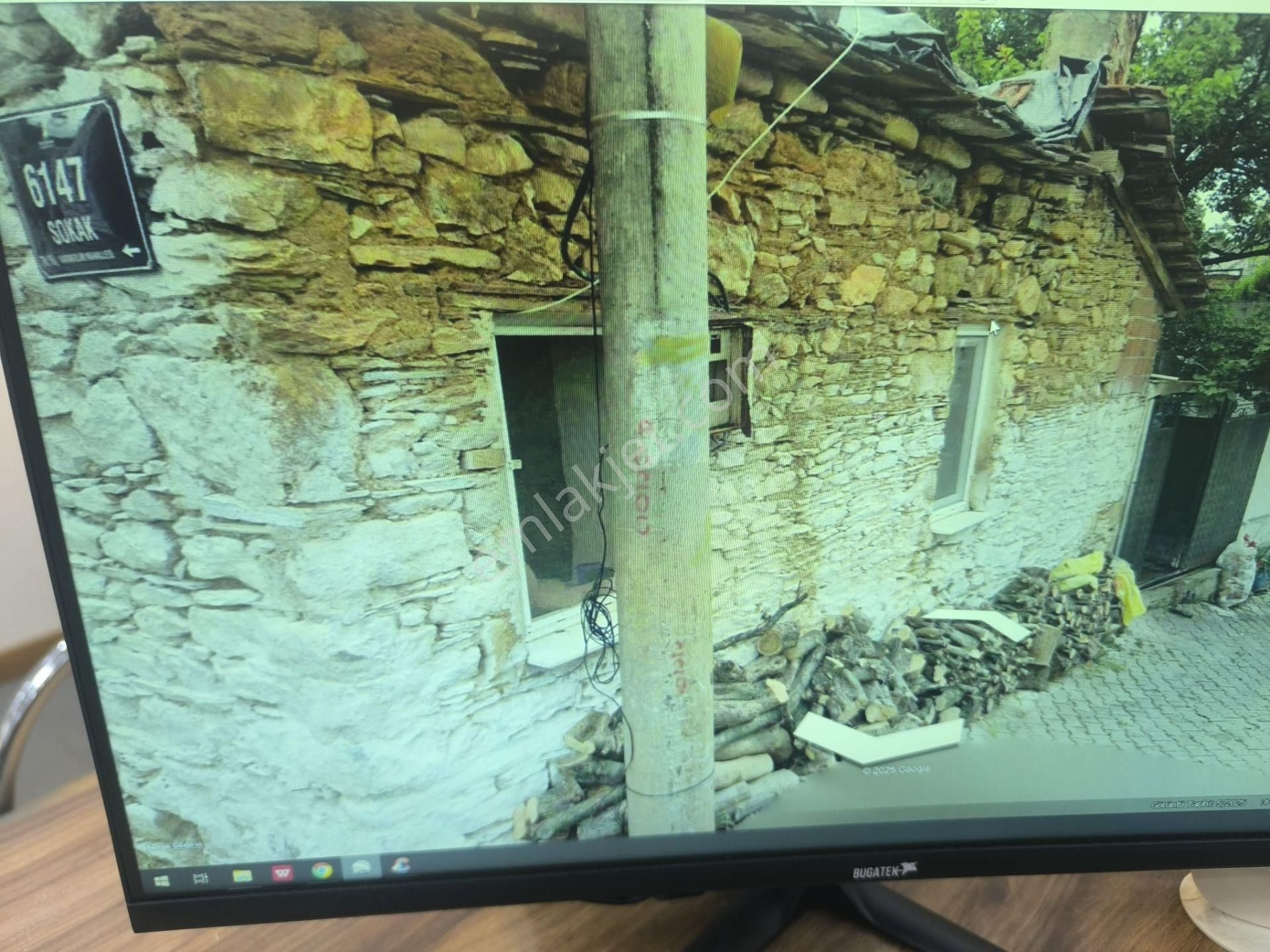 Satılık Köy Evi Torbalı Karakızlar Mahallesinde