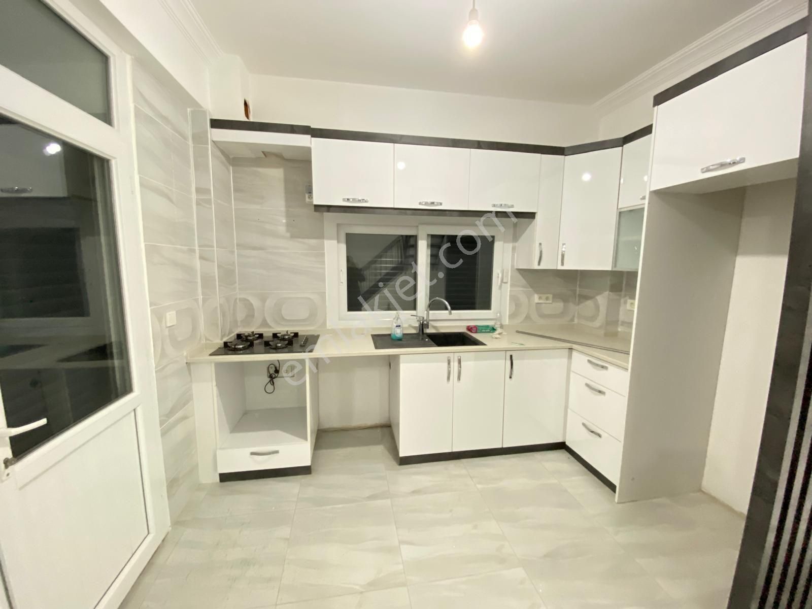 İzmir Seferihisar Doğanbey De Havuzlu Site İçerisinde Satılık 2+1 Villa - Görsel 8