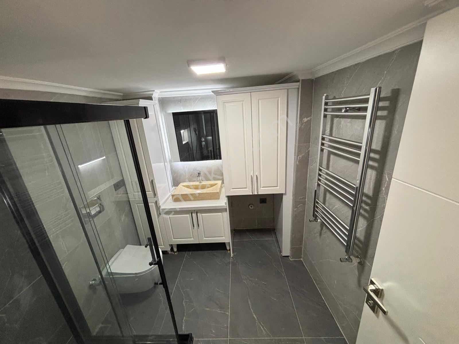 Mithatpaşa Caddesi Üzerinde Ultralüx Asansörlü Daire - Görsel 3