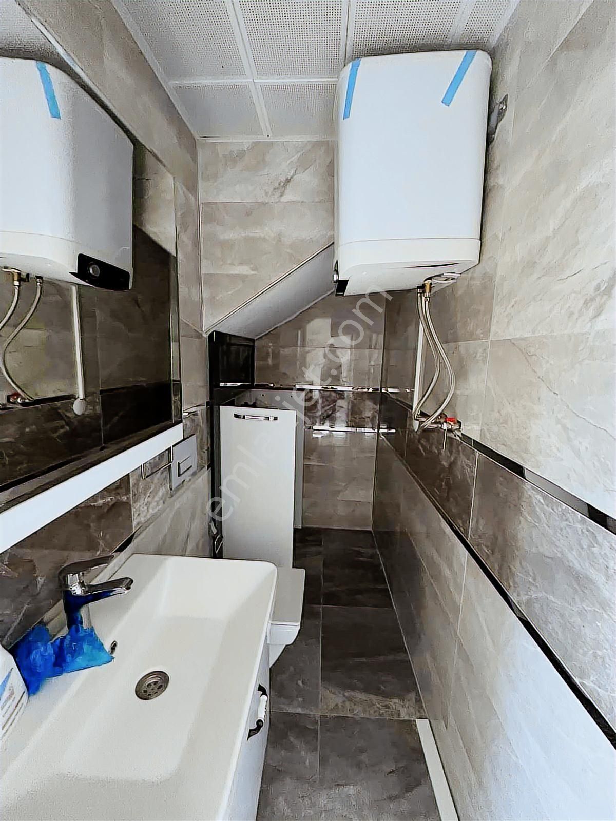 Lavınıa'dan Havuzlu Sitede Satılık 2+1 Villa - Görsel 25