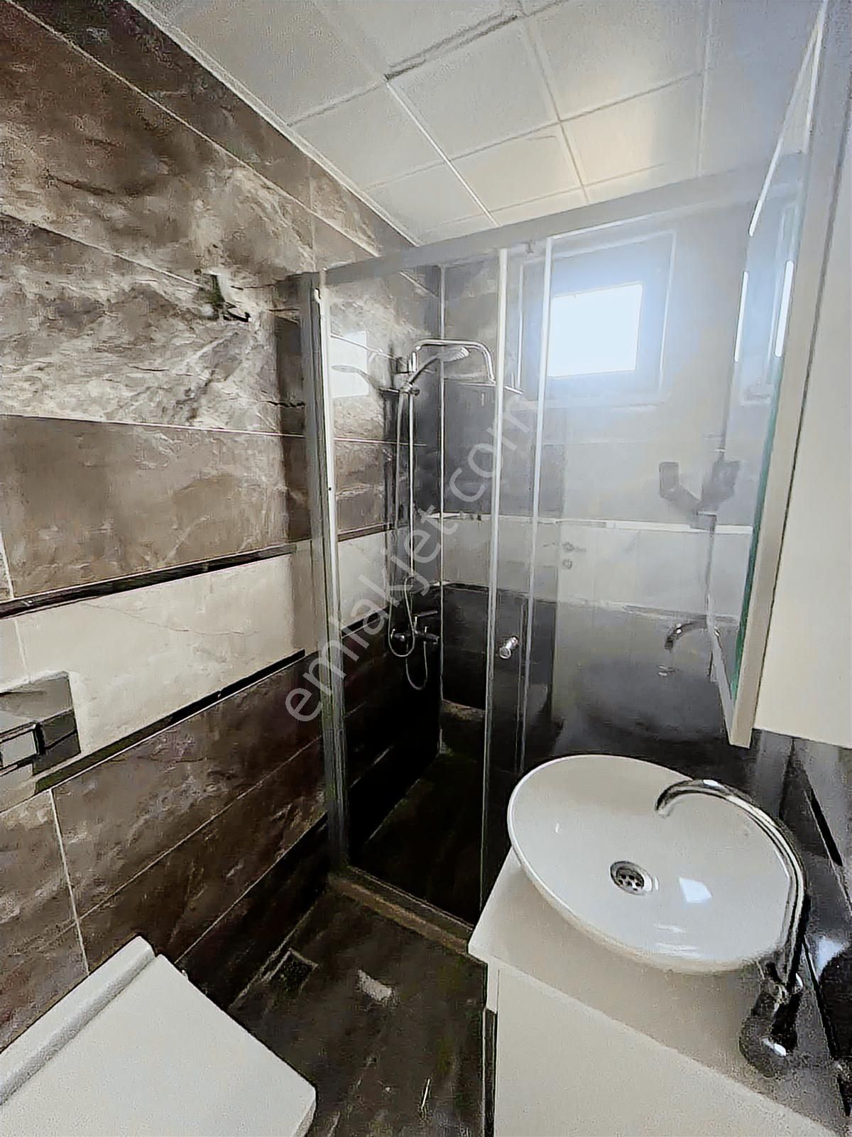 Lavınıa'dan Havuzlu Sitede Satılık 2+1 Villa - Görsel 9