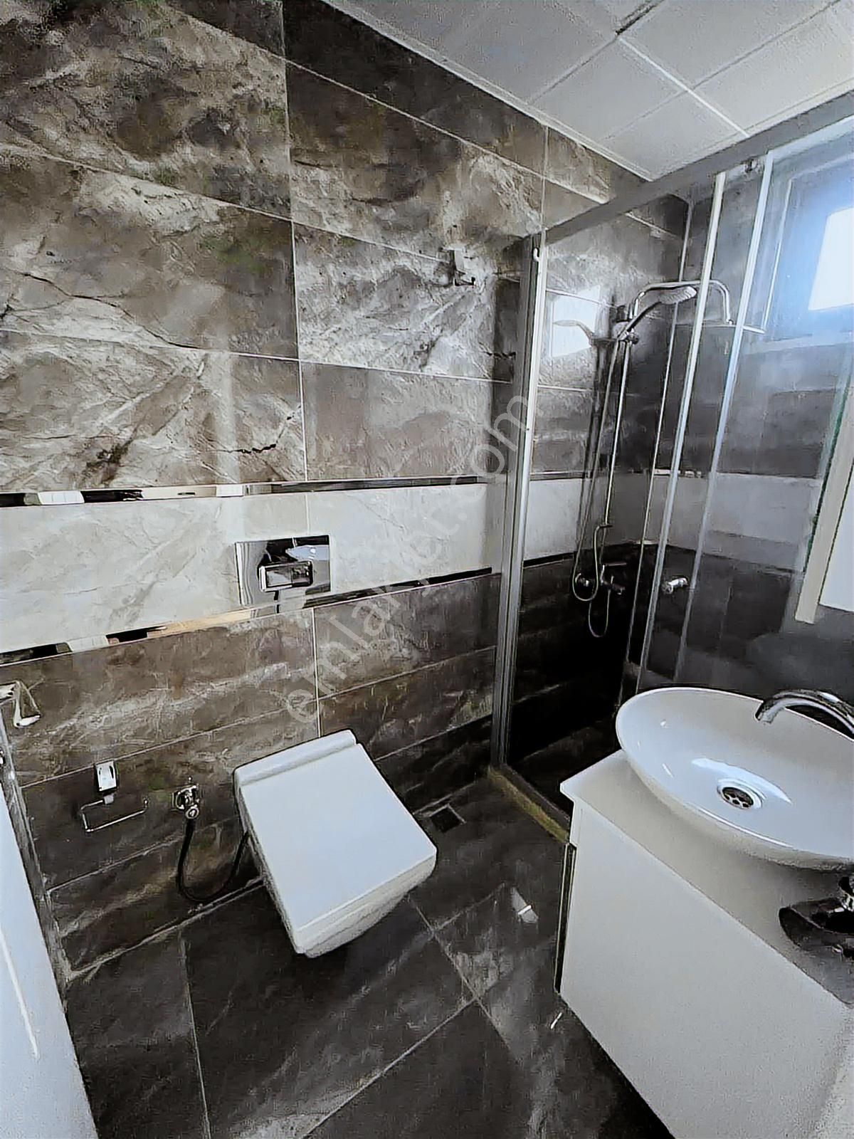 Lavınıa'dan Havuzlu Sitede Satılık 2+1 Villa - Görsel 6