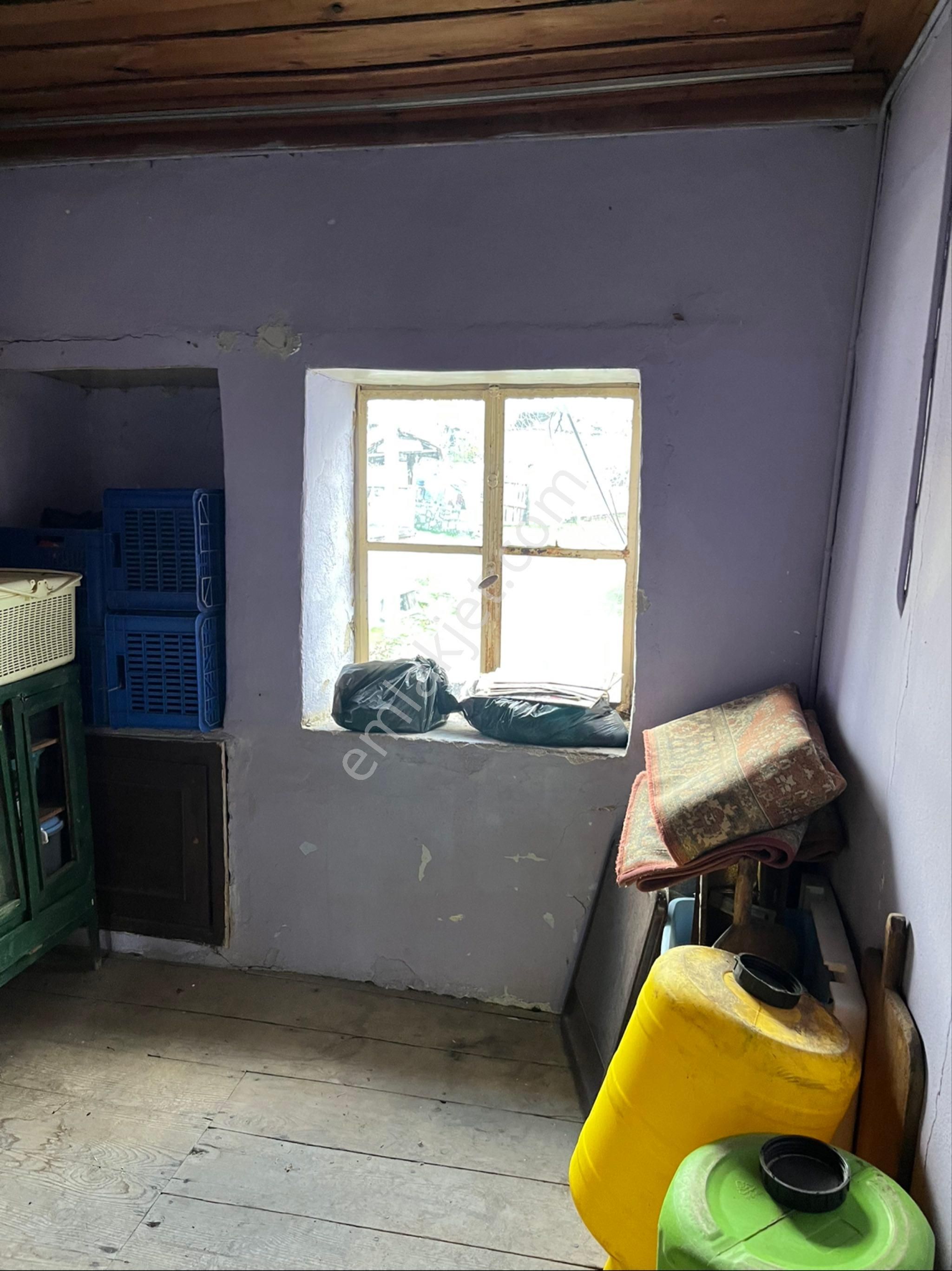 Kozak Çelebi Emlak Tan Ayvalık A 30 Km Mesafede Manzaralı Taş Ev - Görsel 11