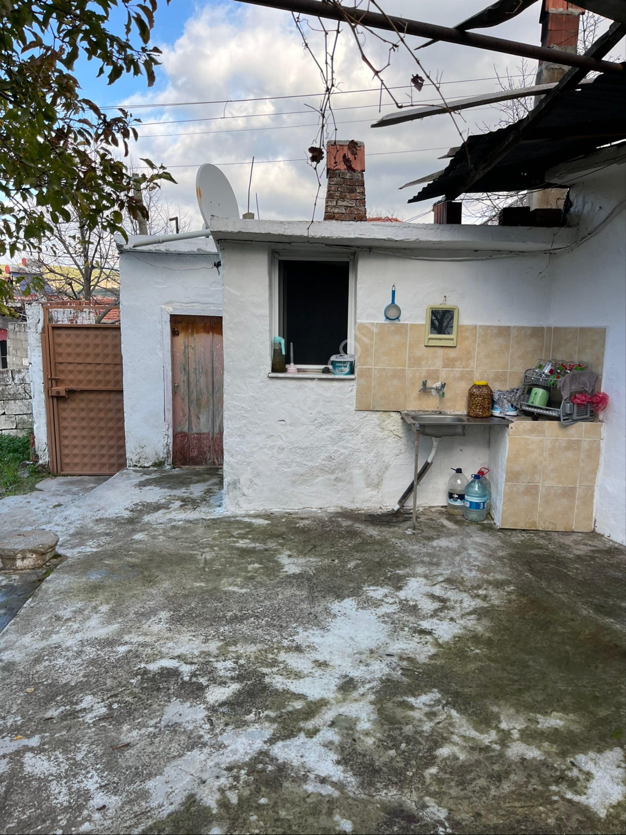 Kozak Çelebi Emlak Tan Ayvalık A 30 Km Mesafede Manzaralı Taş Ev - Görsel 22