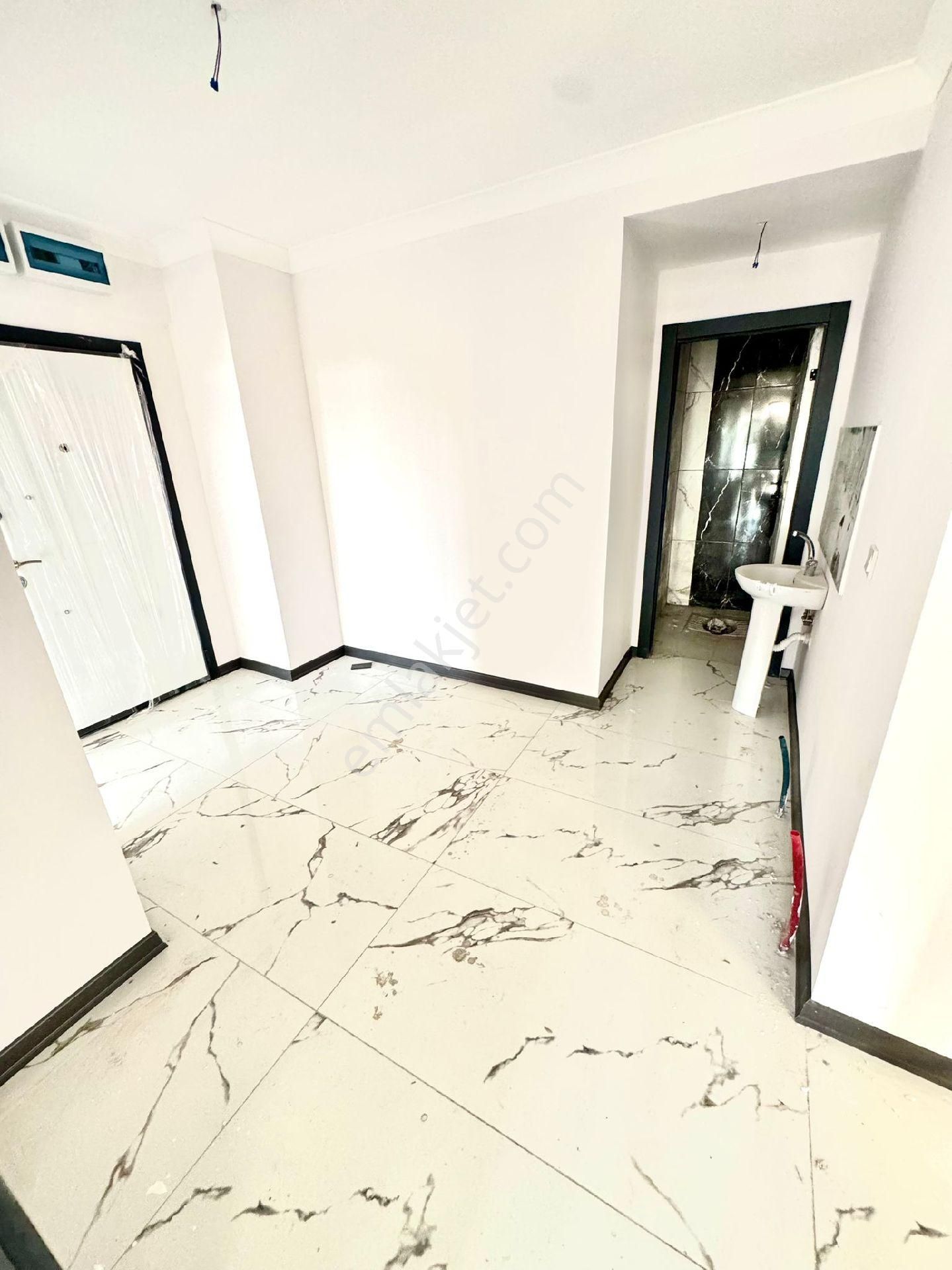 Kök Tapu Papuş Diyarı Yakını Asansörlü 1.kat 3+1 Altında 2 Kat Daire Var - Görsel 24