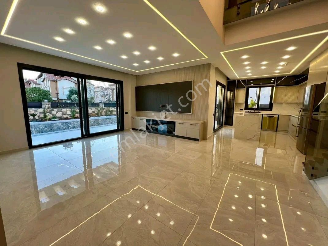 Aydın Didim Efeler Mahallesinde Satılık 4+1 Havuzlu Bahçesi Muhteşem Villa Satıyoruz - Görsel 8