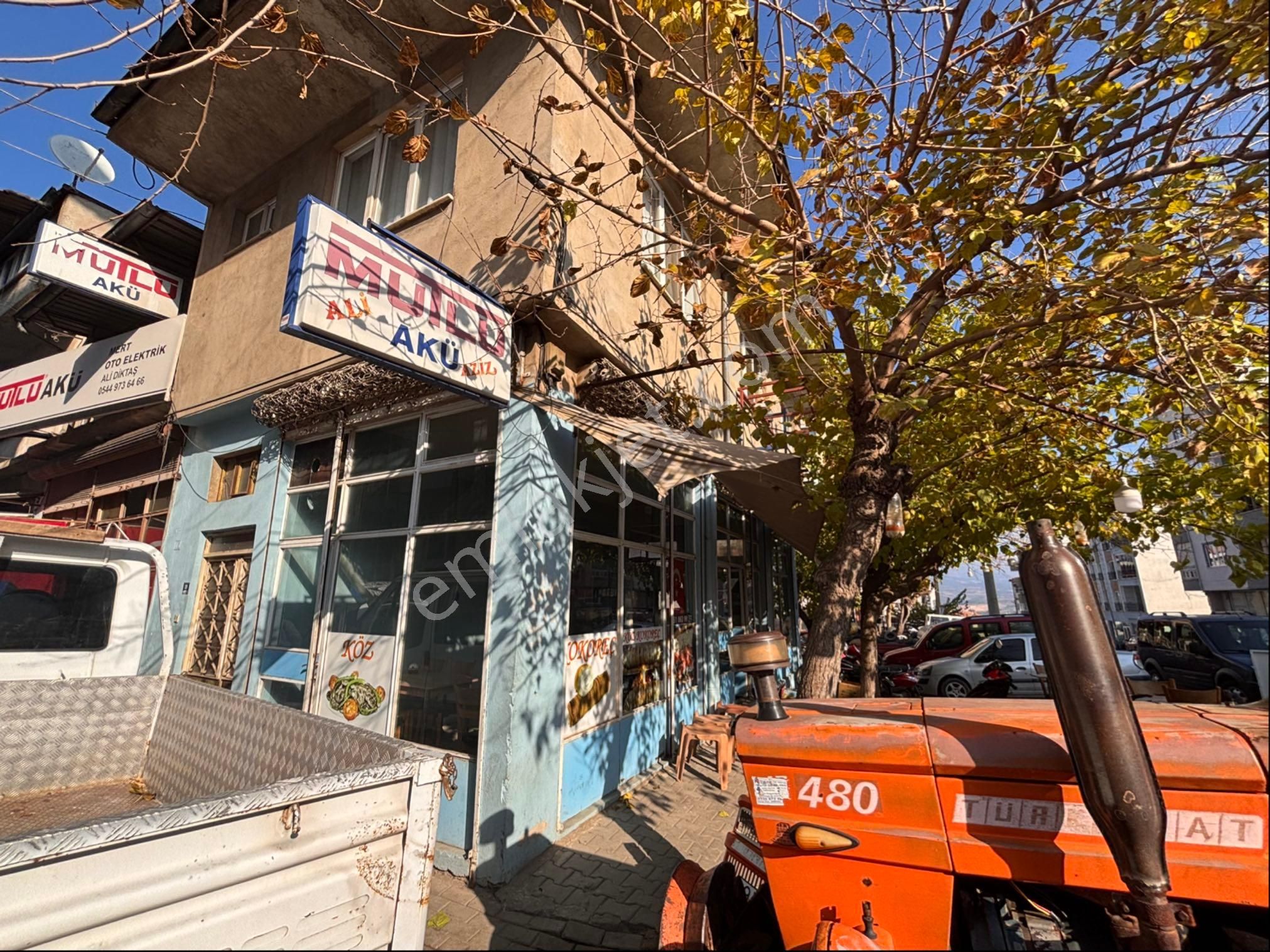 Karacasuda Satılık Otogar Yanı Sanayide Yola Cepheli Altı Dükkan Üstü Kargir Ev - Görsel 17