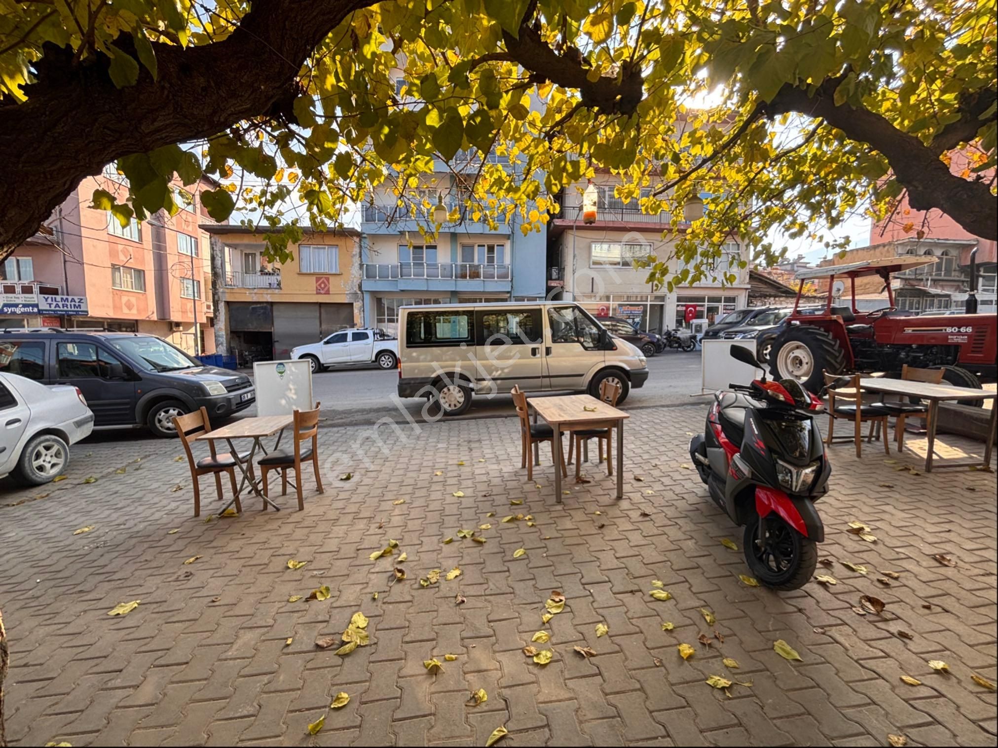 Karacasuda Satılık Otogar Yanı Sanayide Yola Cepheli Altı Dükkan Üstü Kargir Ev - Görsel 3