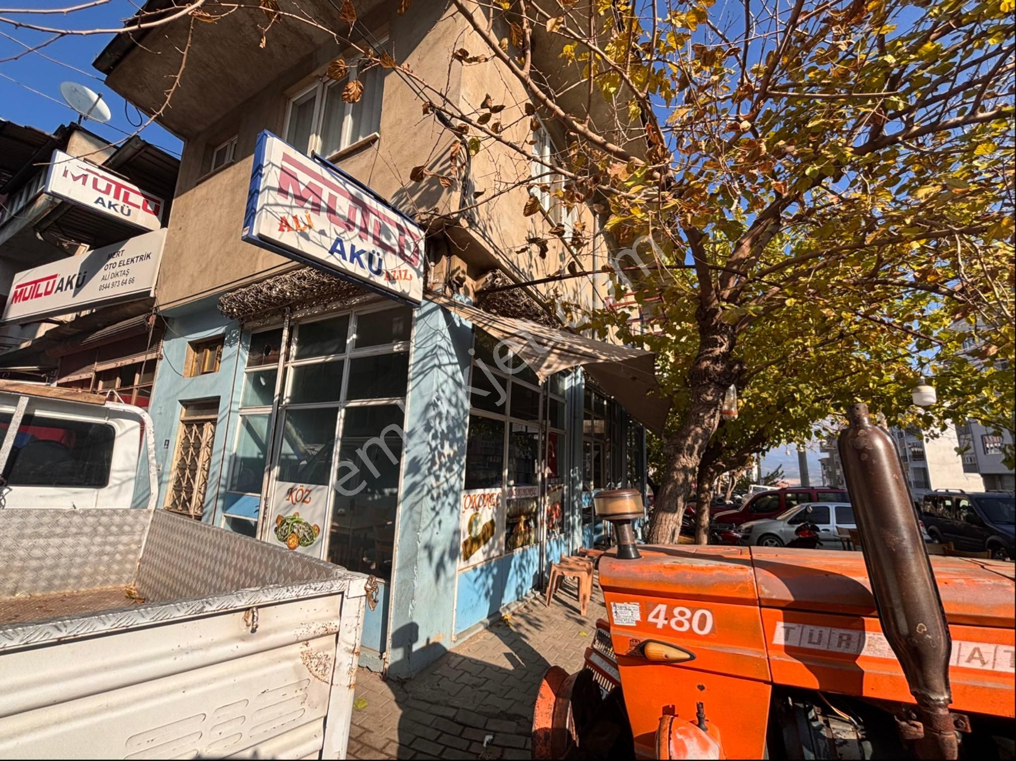 Karacasuda Satılık Otogar Yanı Sanayide Yola Cepheli Altı Dükkan Üstü Kargir Ev - Görsel 15