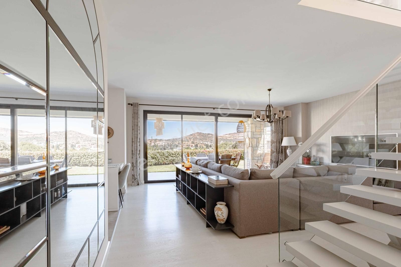 Gümüşlük Eka Sera Evlerinde Satılık Geniş Bahçeli 3+1 - Görsel 5