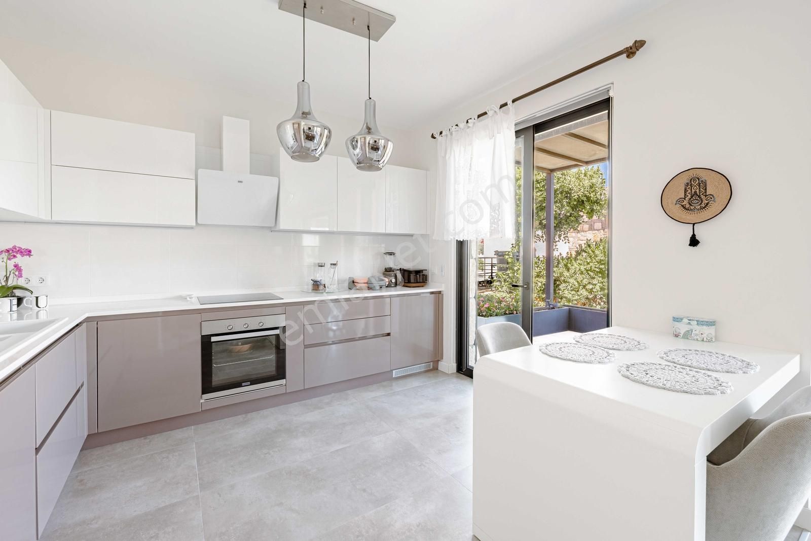 Gümüşlük Eka Sera Evlerinde Satılık Geniş Bahçeli 3+1 - Görsel 25