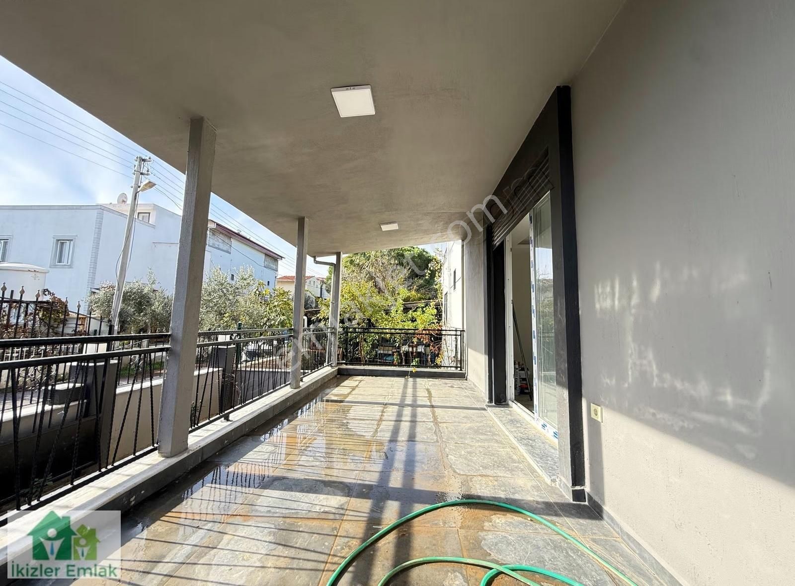 Seferihisar Doğanbeyde Satılık 3+1 Müstakil Bahçeli Sıfır Villa - Görsel 10