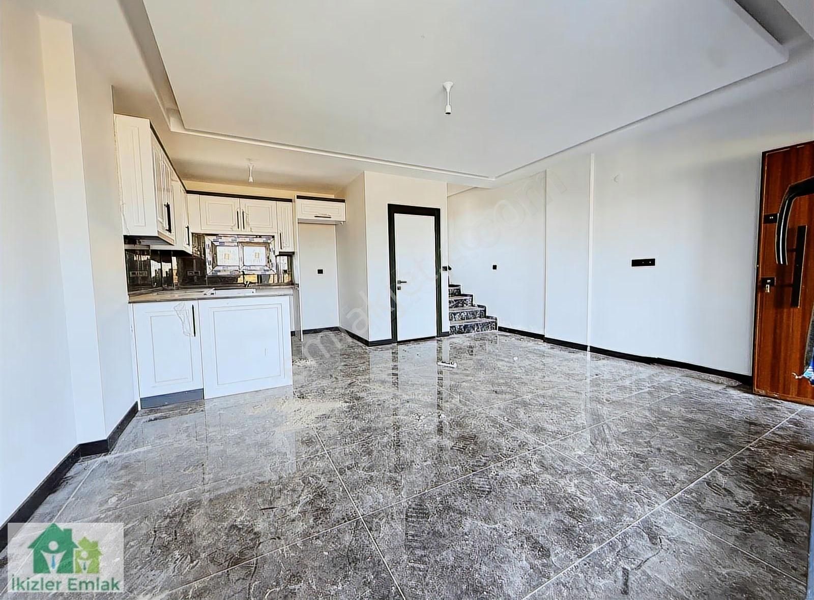 Ürkmez Doğanbey'de Denize Yakın Satılık Sıfır Bahceli 2+1 Villa - Görsel 28