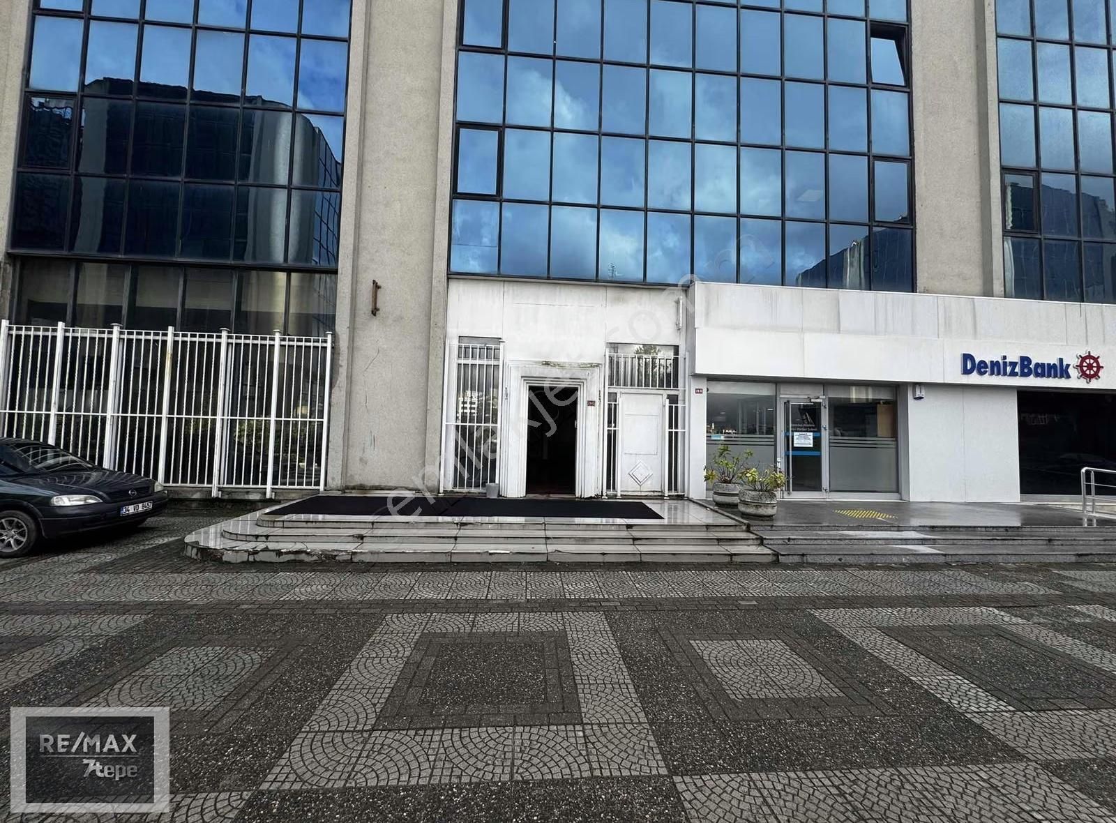 Golden Plaza 'da Denizbank Yanı 500 M2 Dükkan Mağaza Showroom - Görsel 24