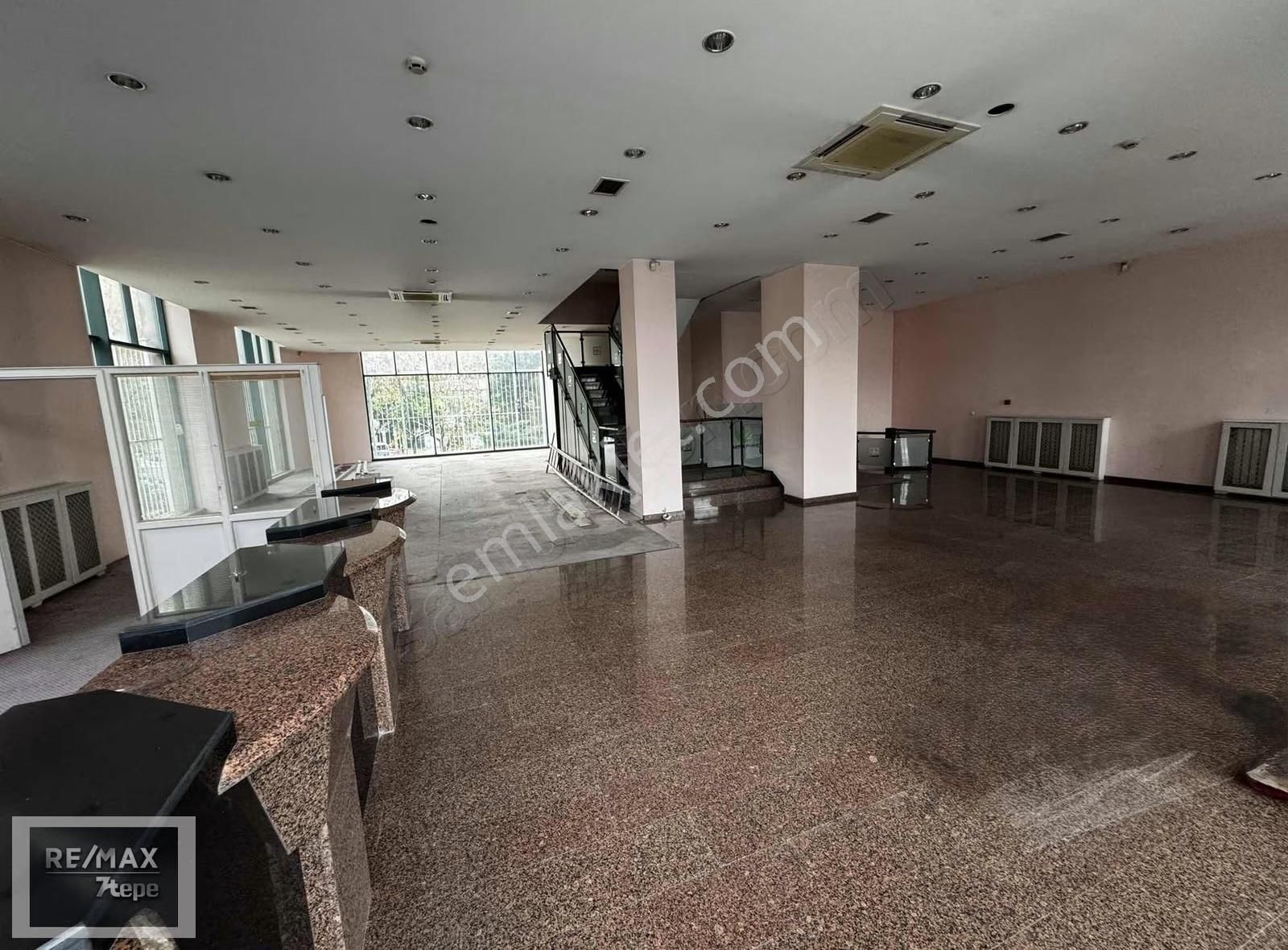 Golden Plaza 'da Denizbank Yanı 500 M2 Dükkan Mağaza Showroom - Görsel 19