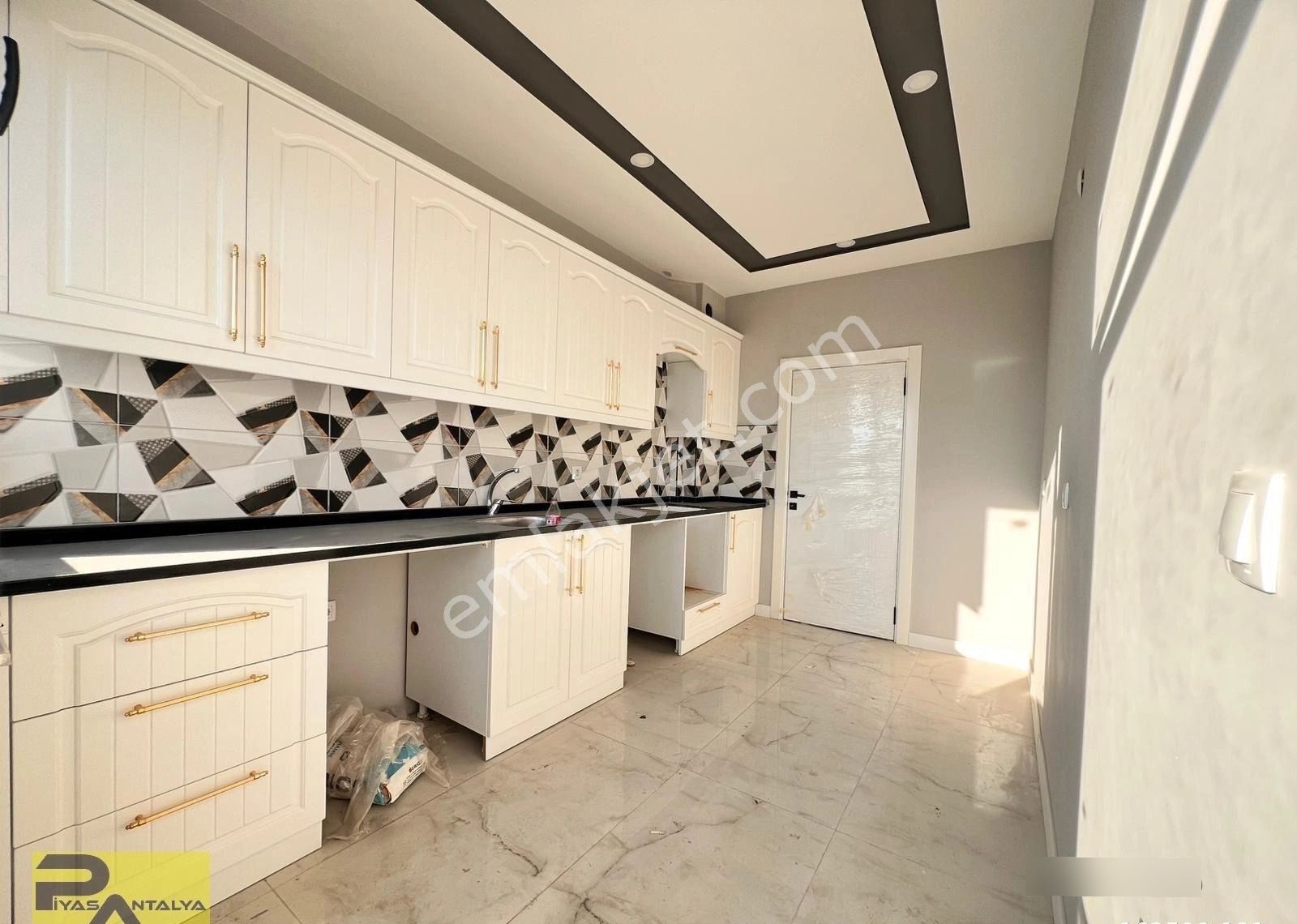 Varsak Pide Karşısı Tramvay'a 200m 2+1 Sıfır Satılık Daire - Görsel 12